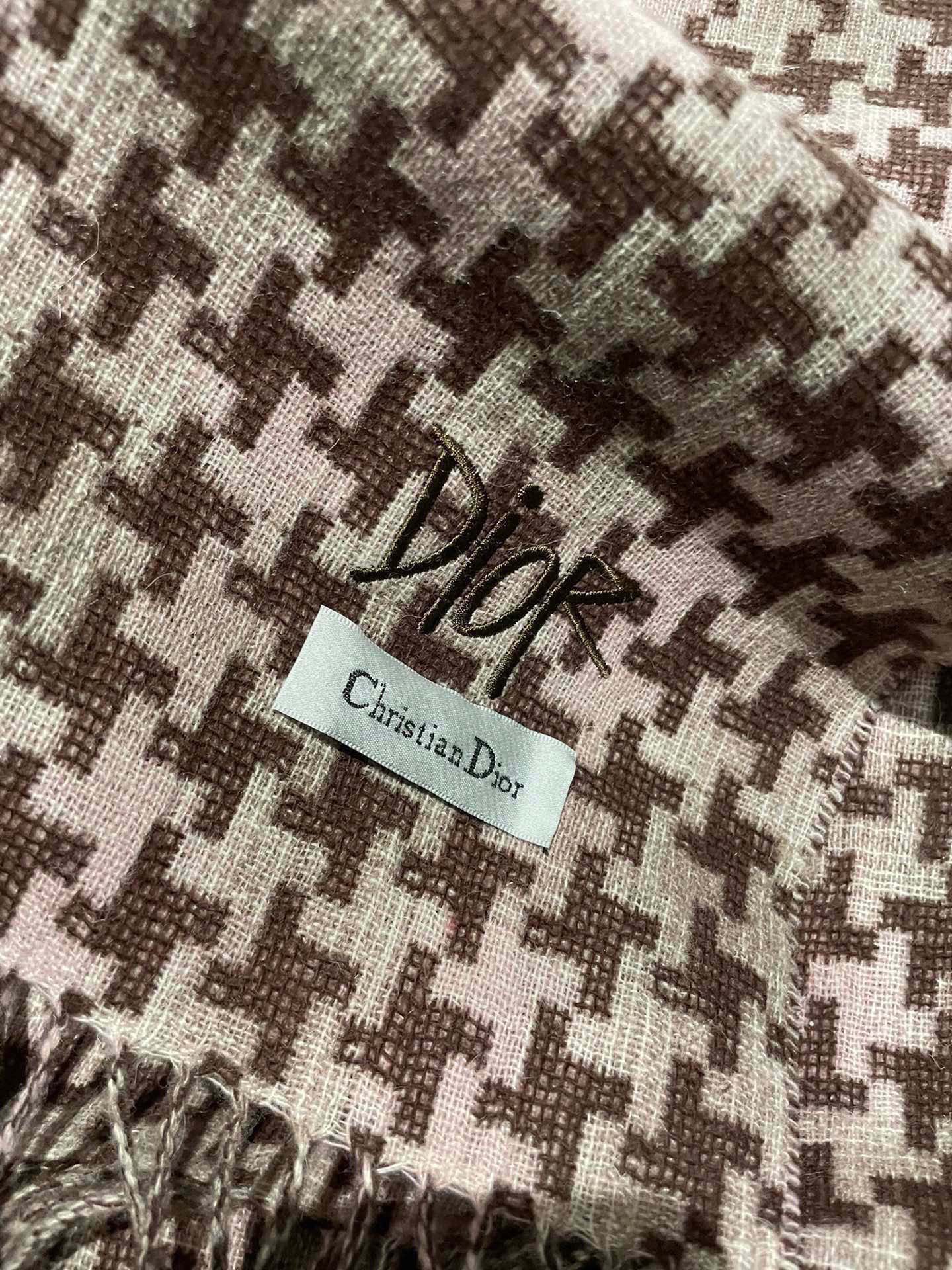 Dior scarf