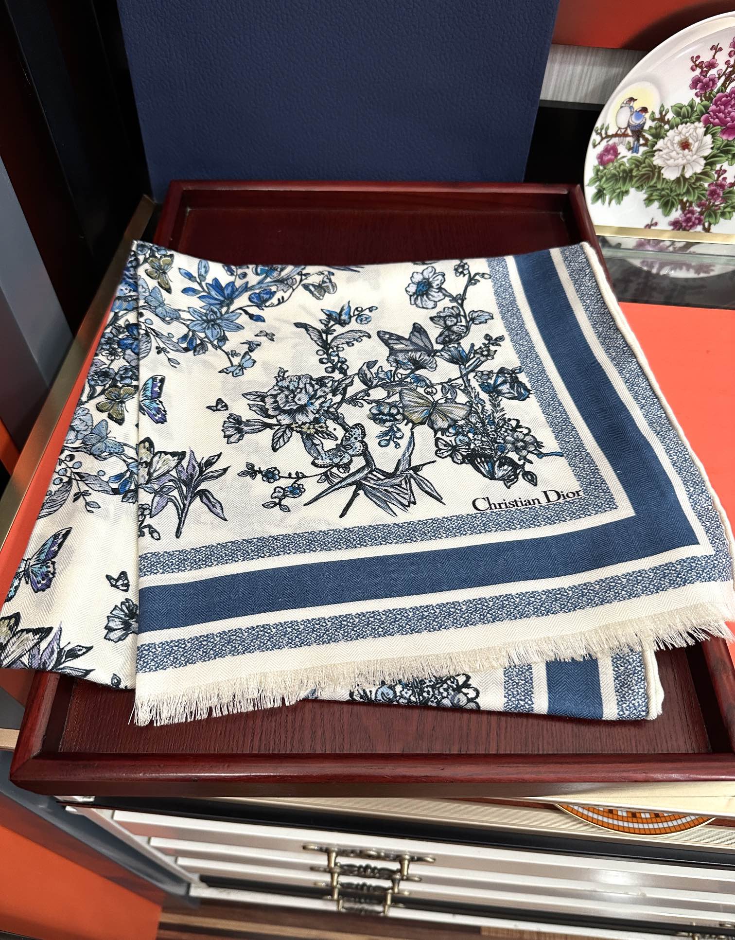 Dior scarf