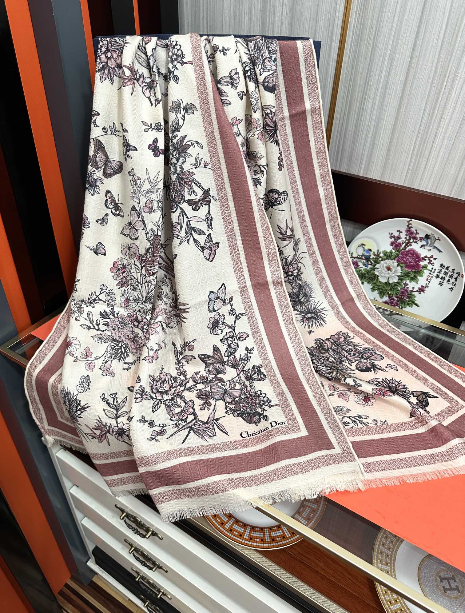 Dior scarf