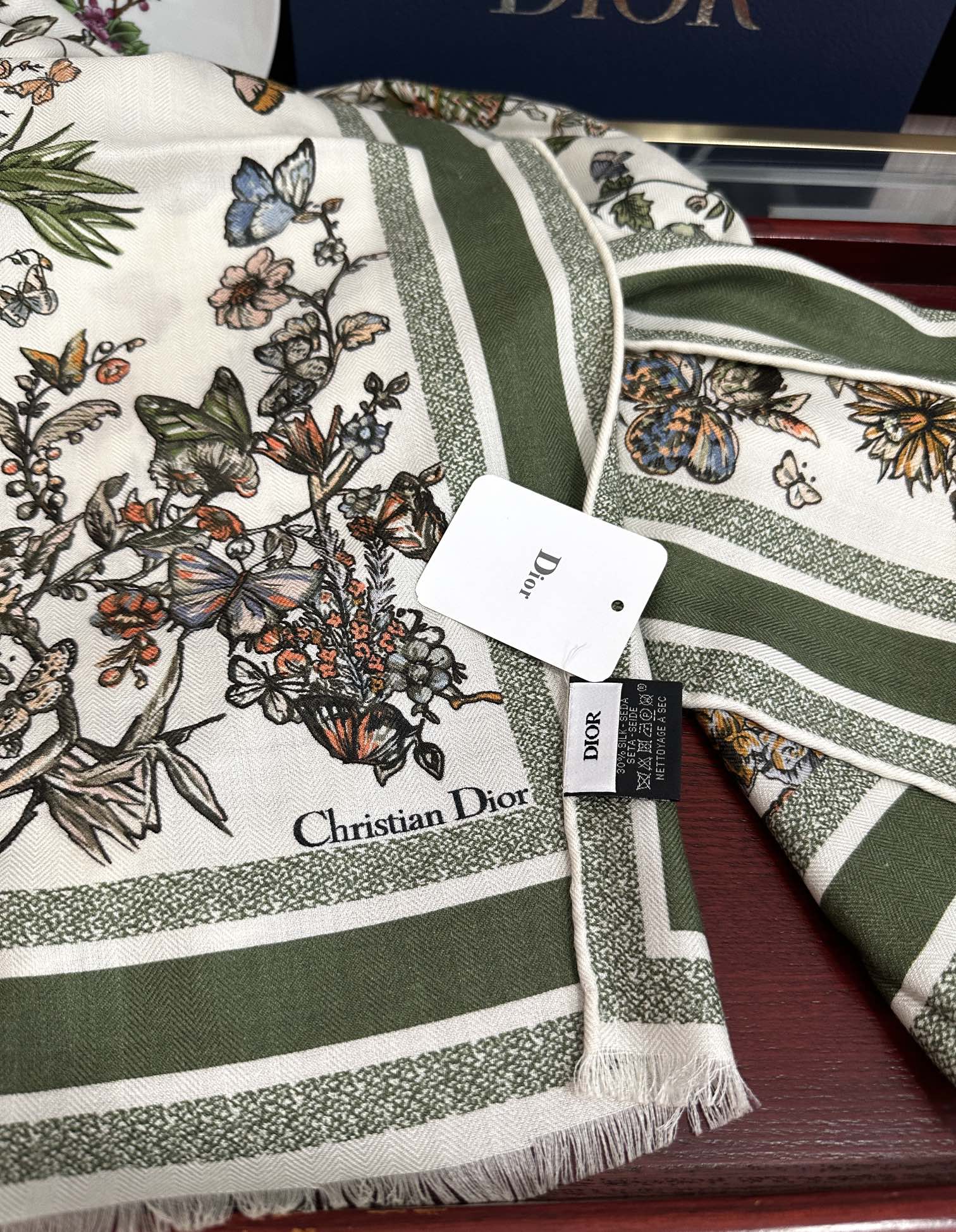 Dior scarf