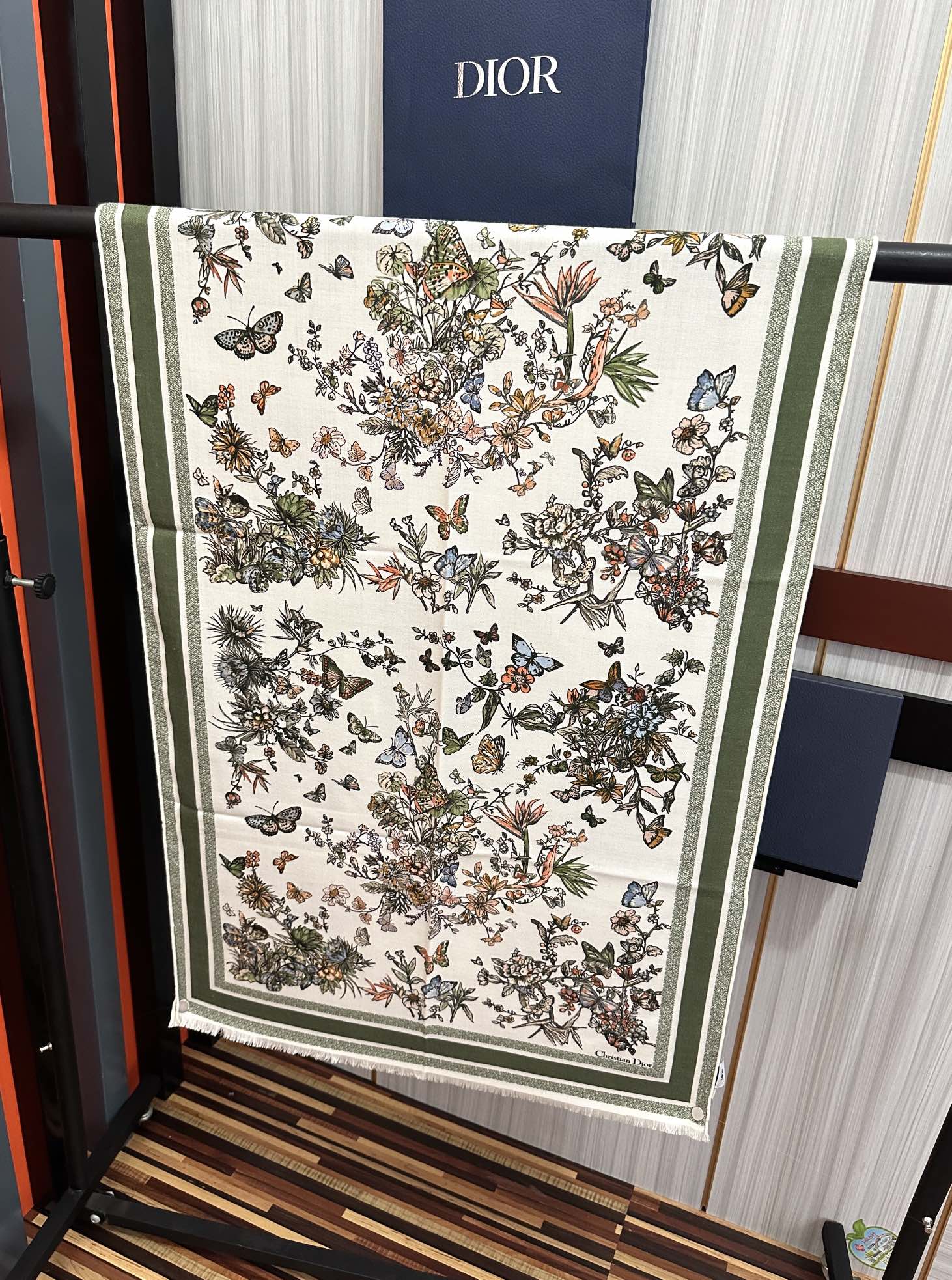 Dior scarf