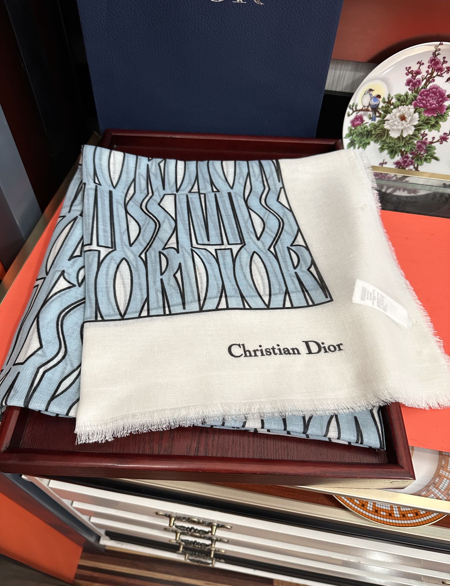Dior scarf