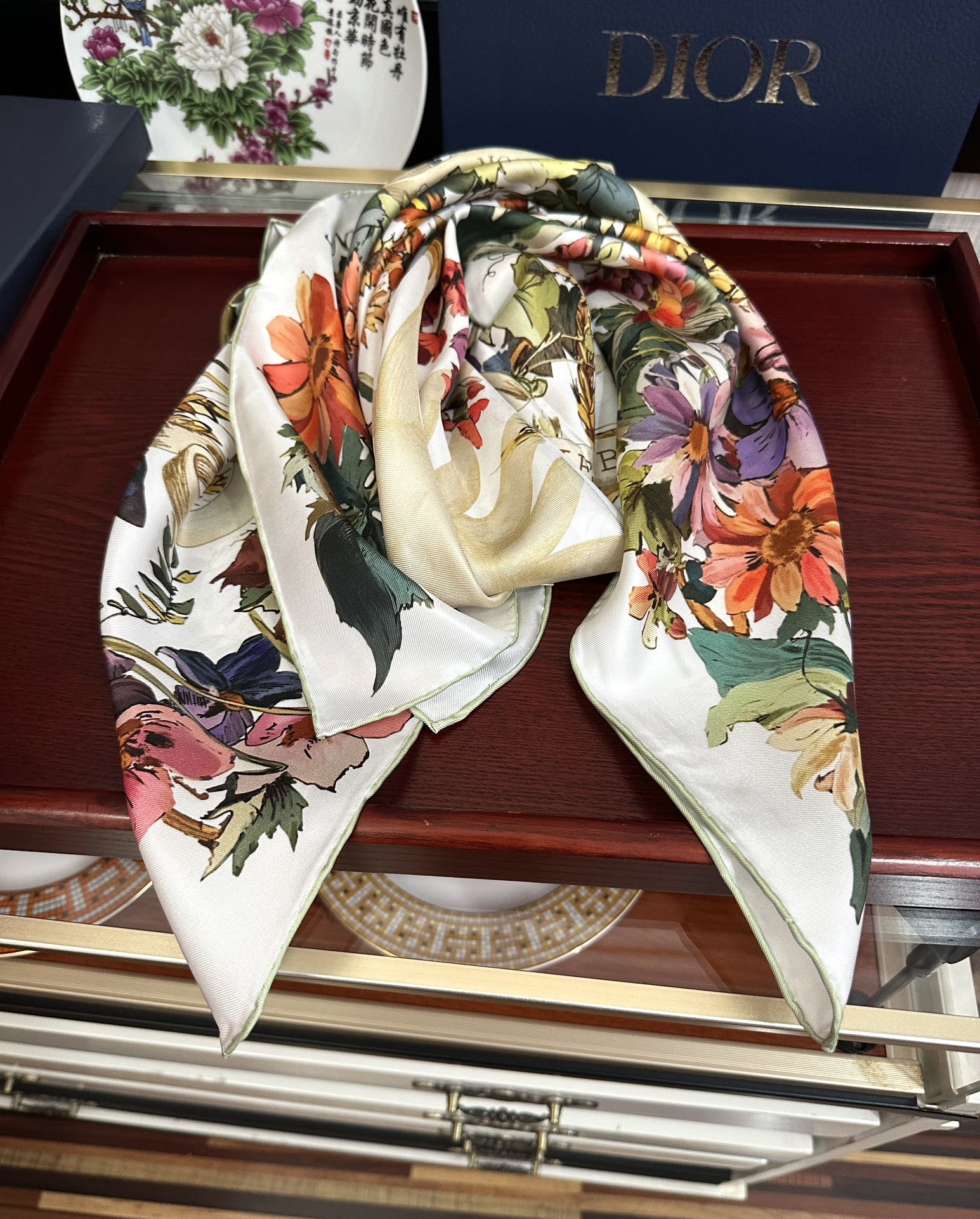 Dior scarf