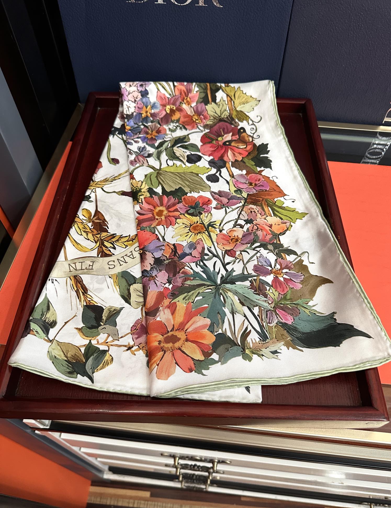 Dior scarf