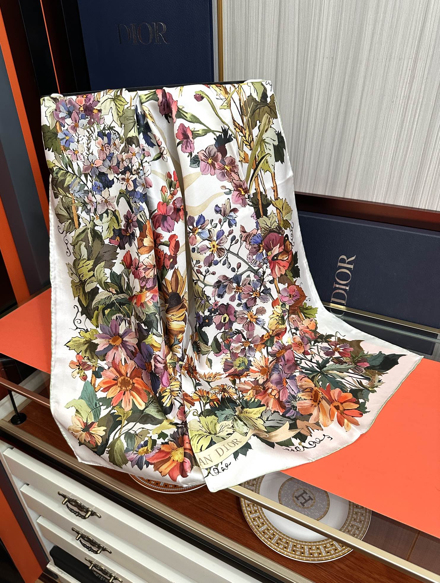 Dior scarf