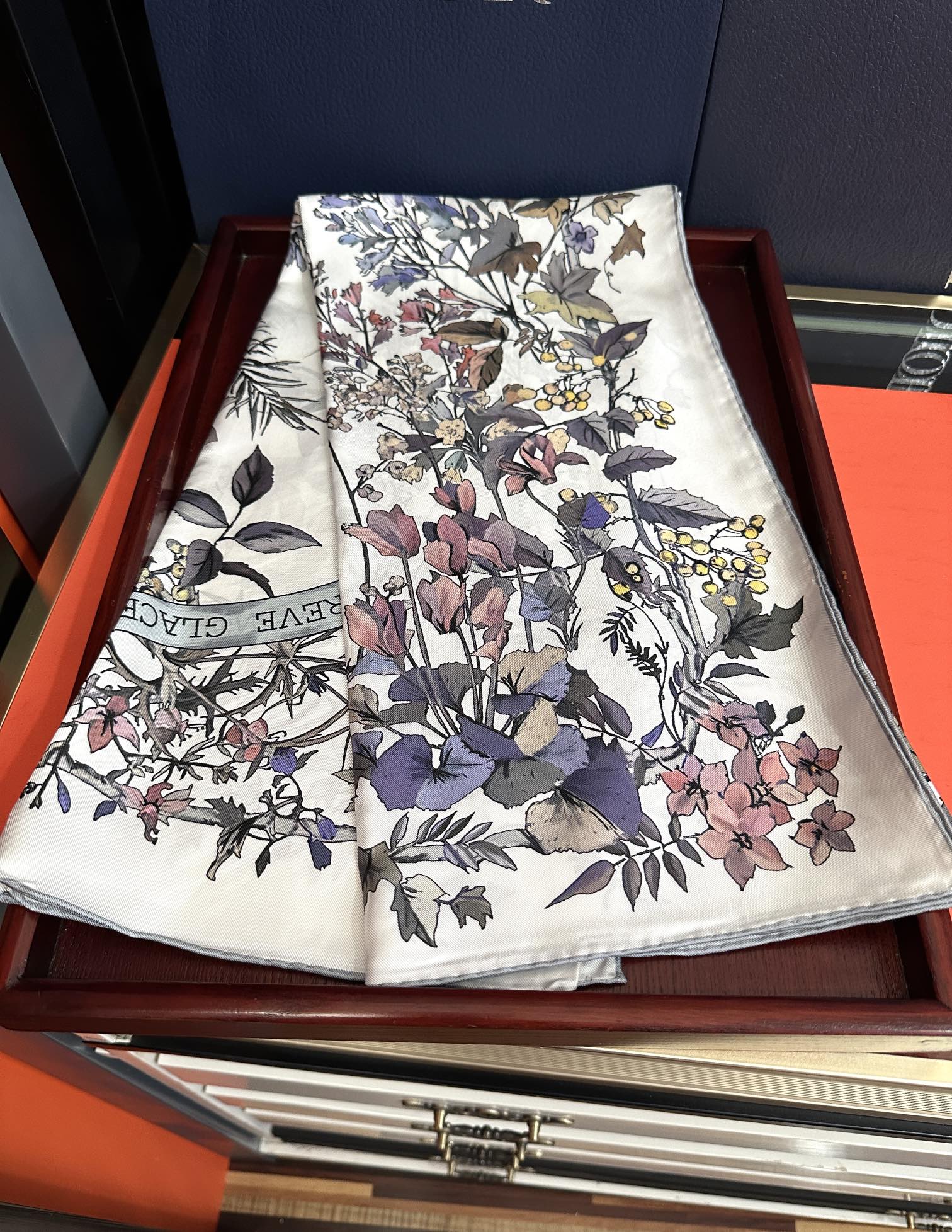 Dior scarf
