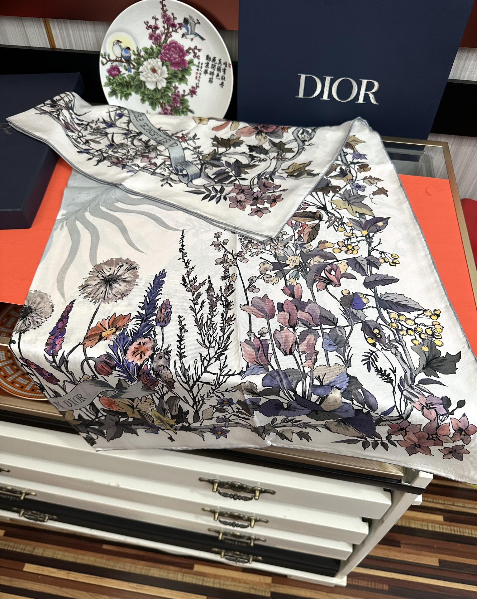 Dior scarf