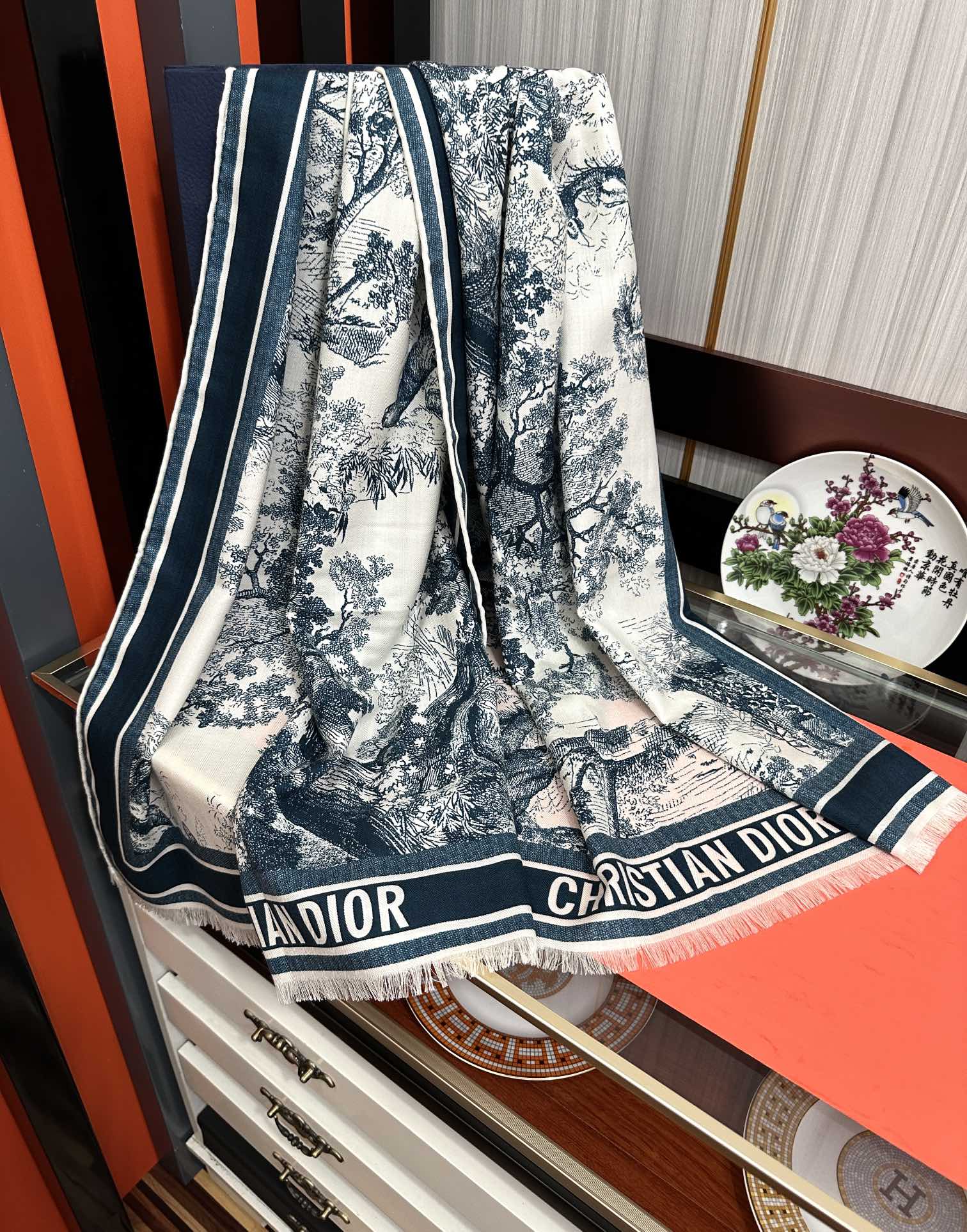 Dior scarf