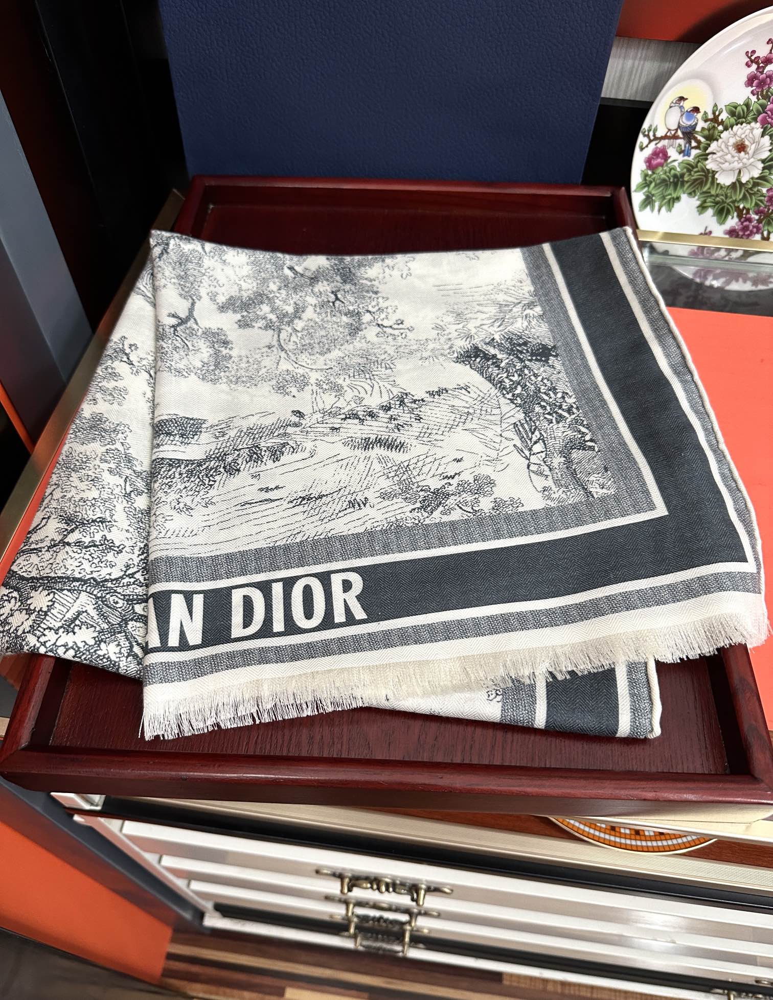 Dior scarf