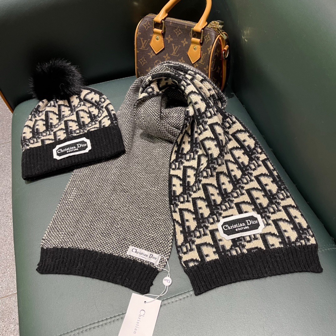 Dior scarf