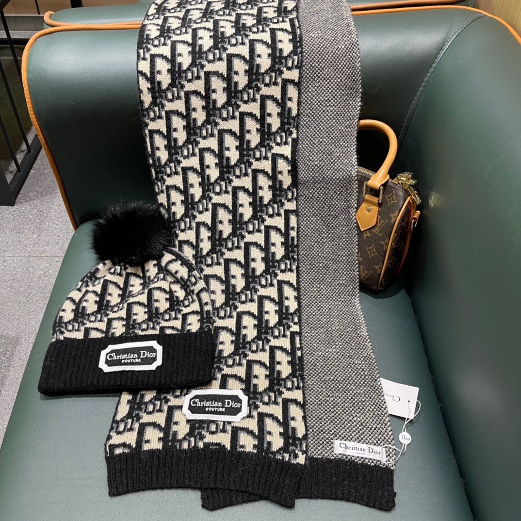 Dior scarf