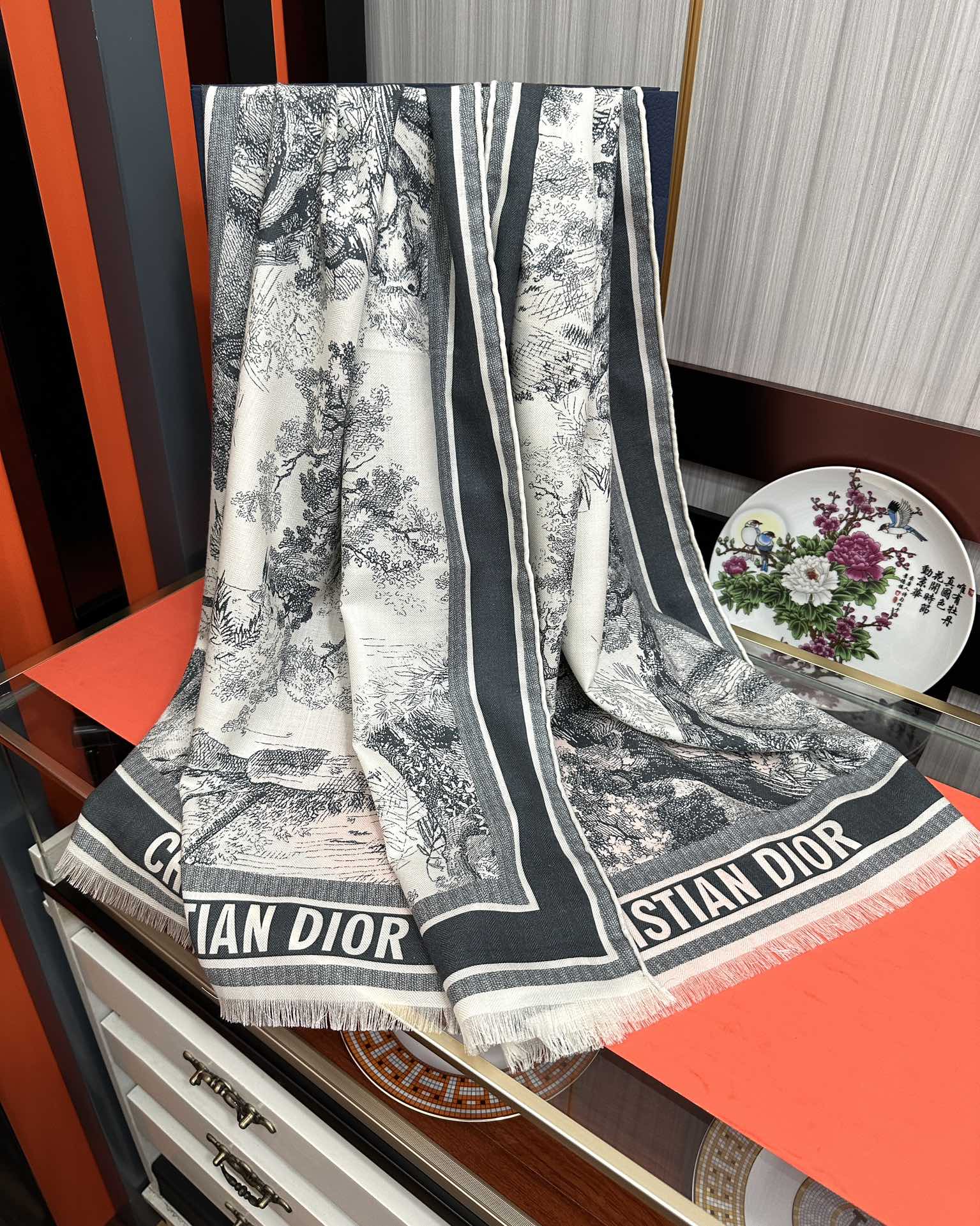 Dior scarf