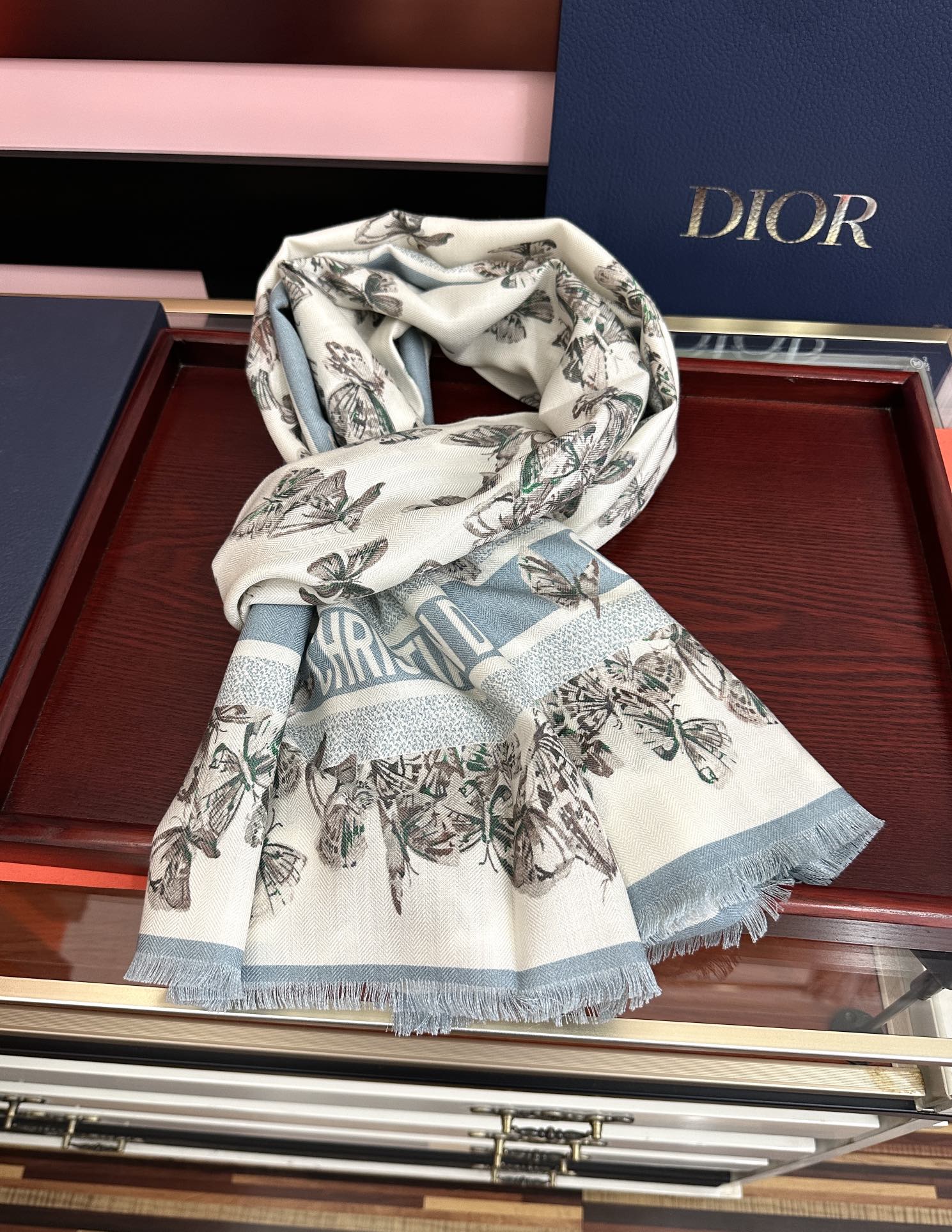 Dior scarf