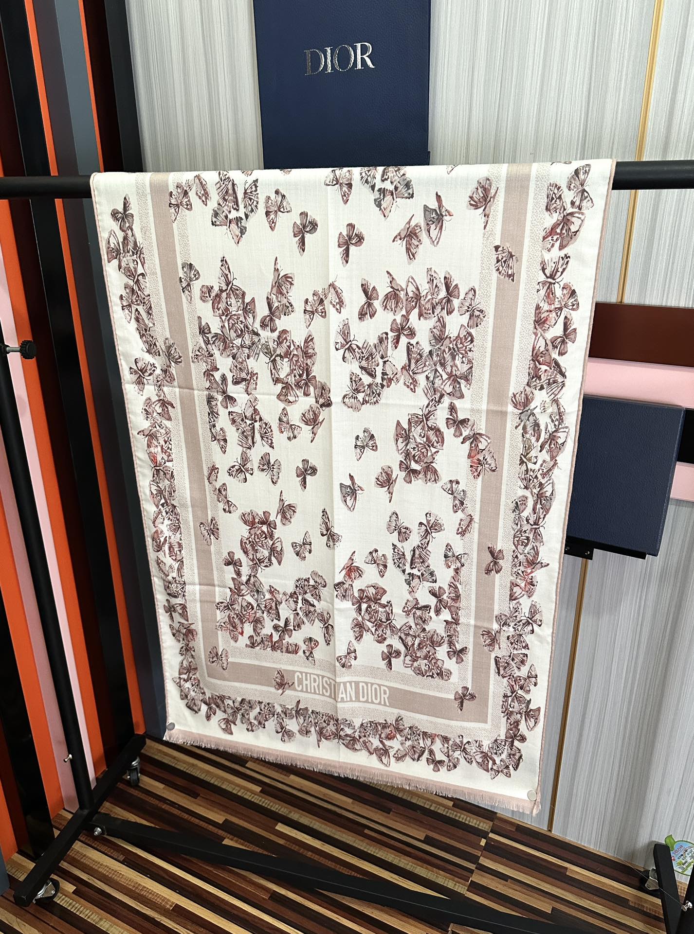 Dior scarf
