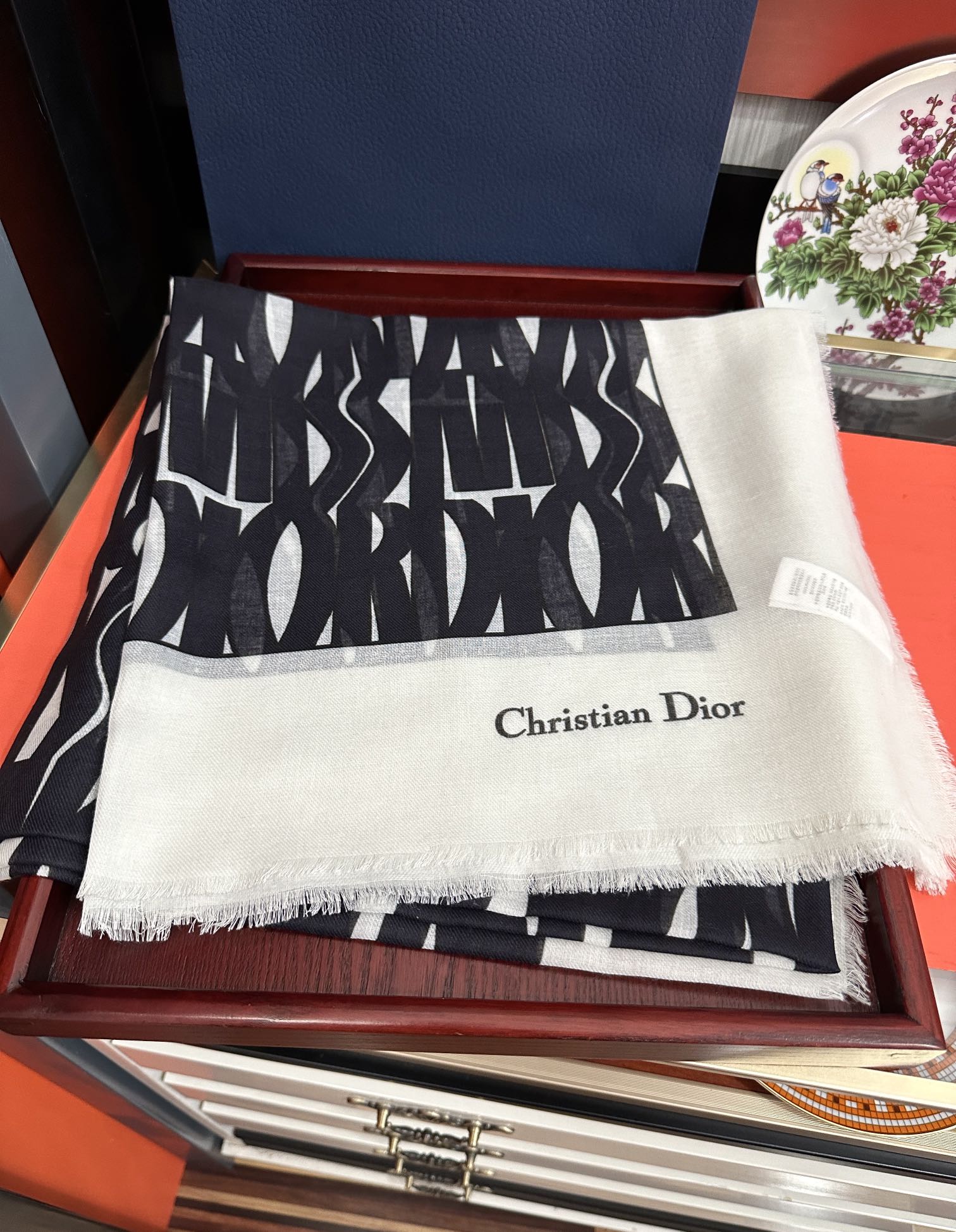 Dior scarf