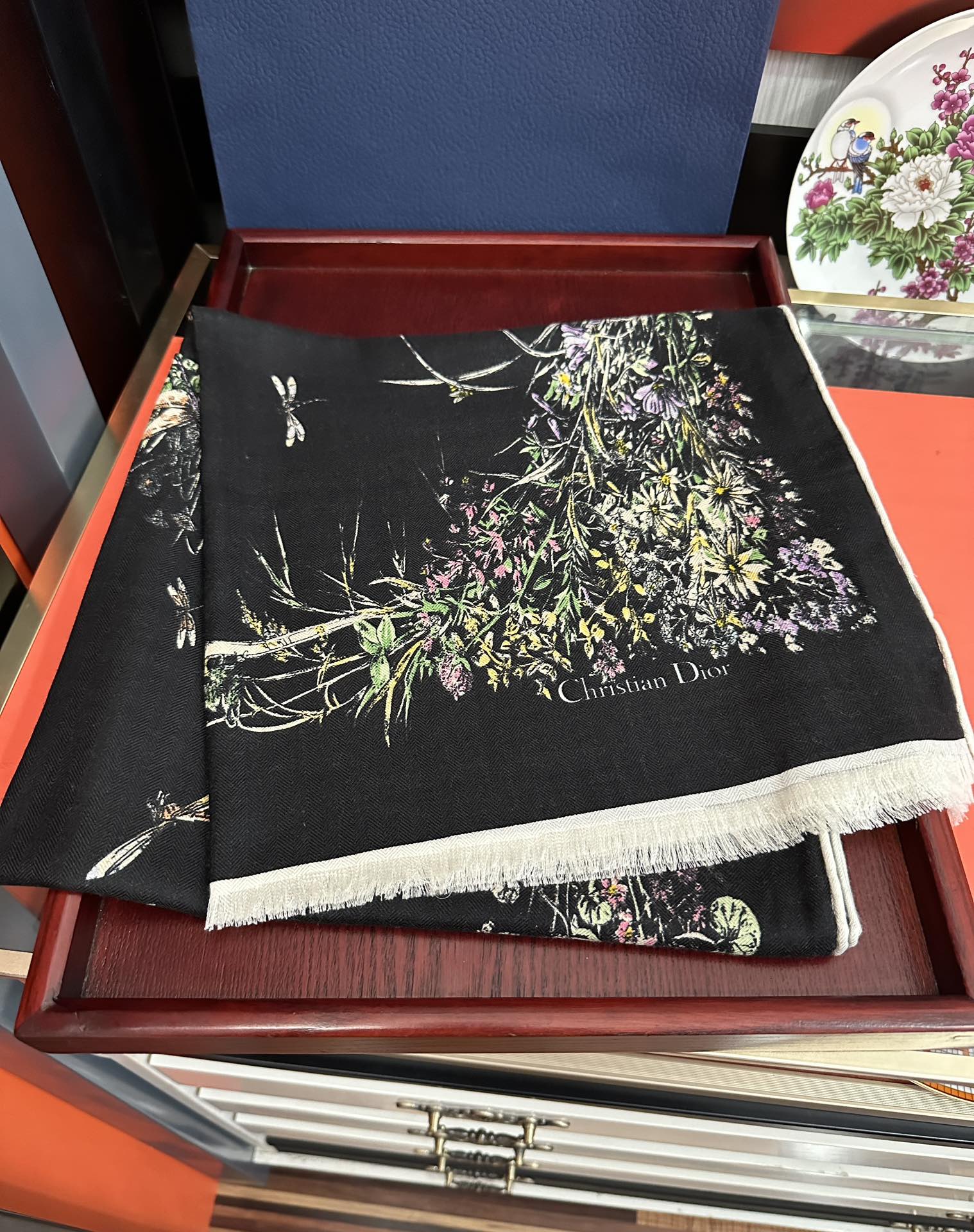 Dior scarf