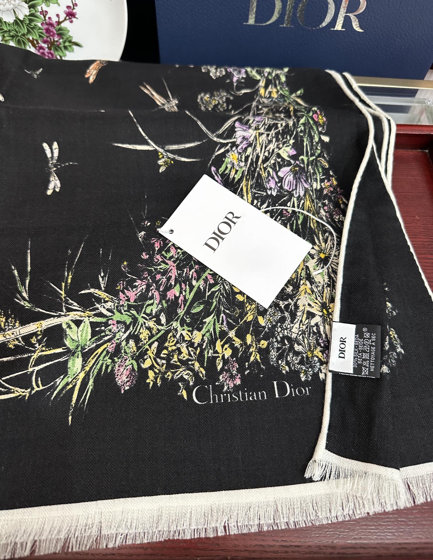 Dior scarf