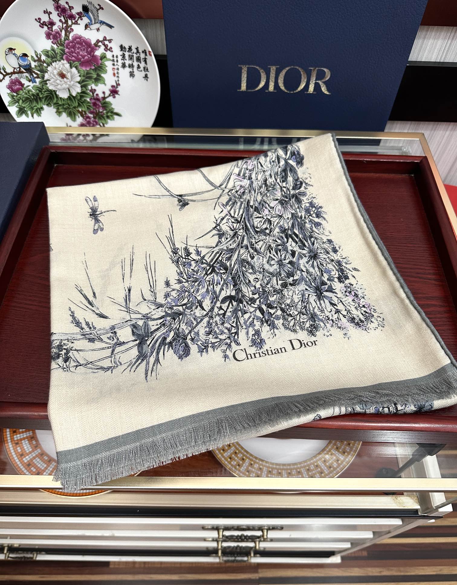 Dior scarf