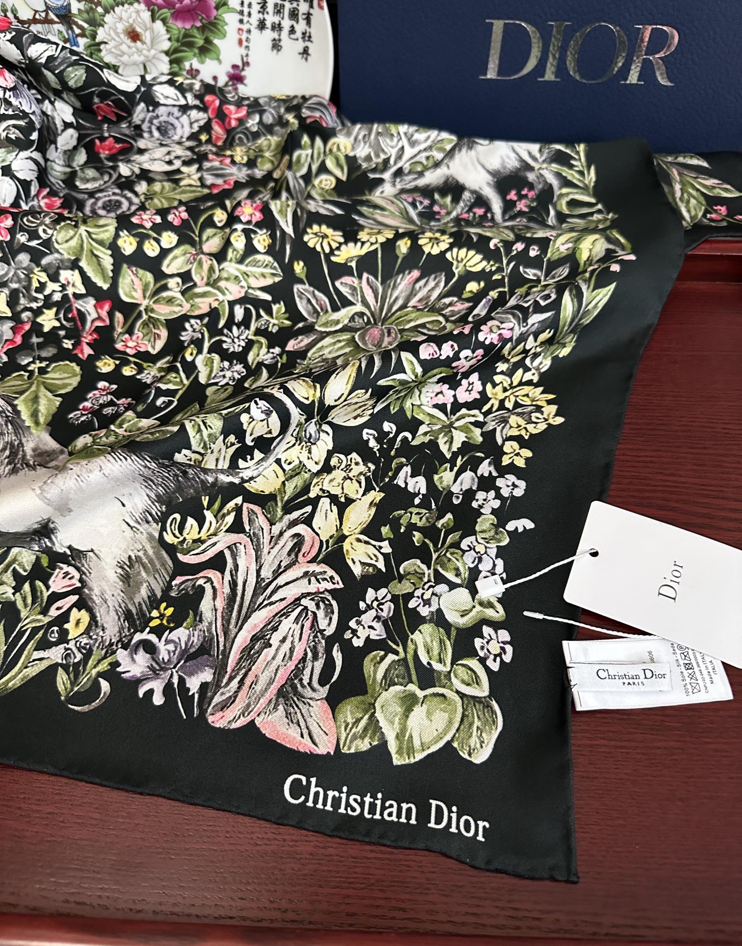 Dior scarf