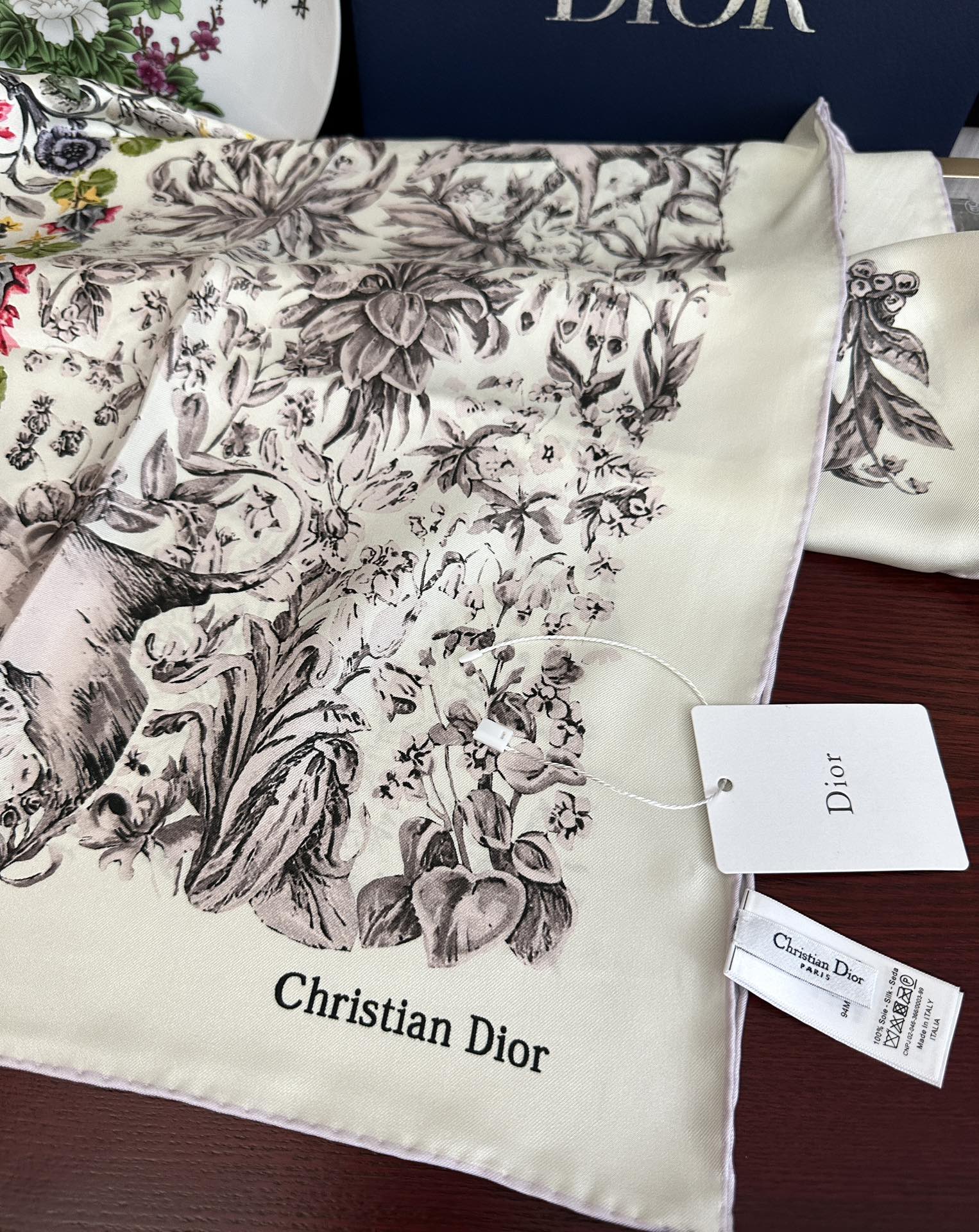 Dior scarf