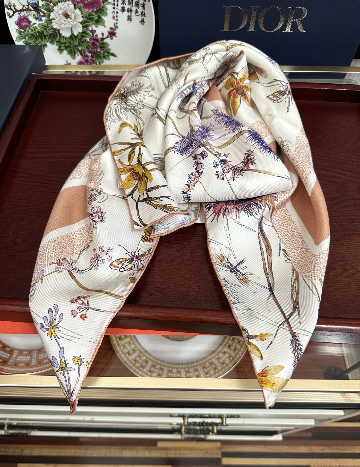 Dior scarf