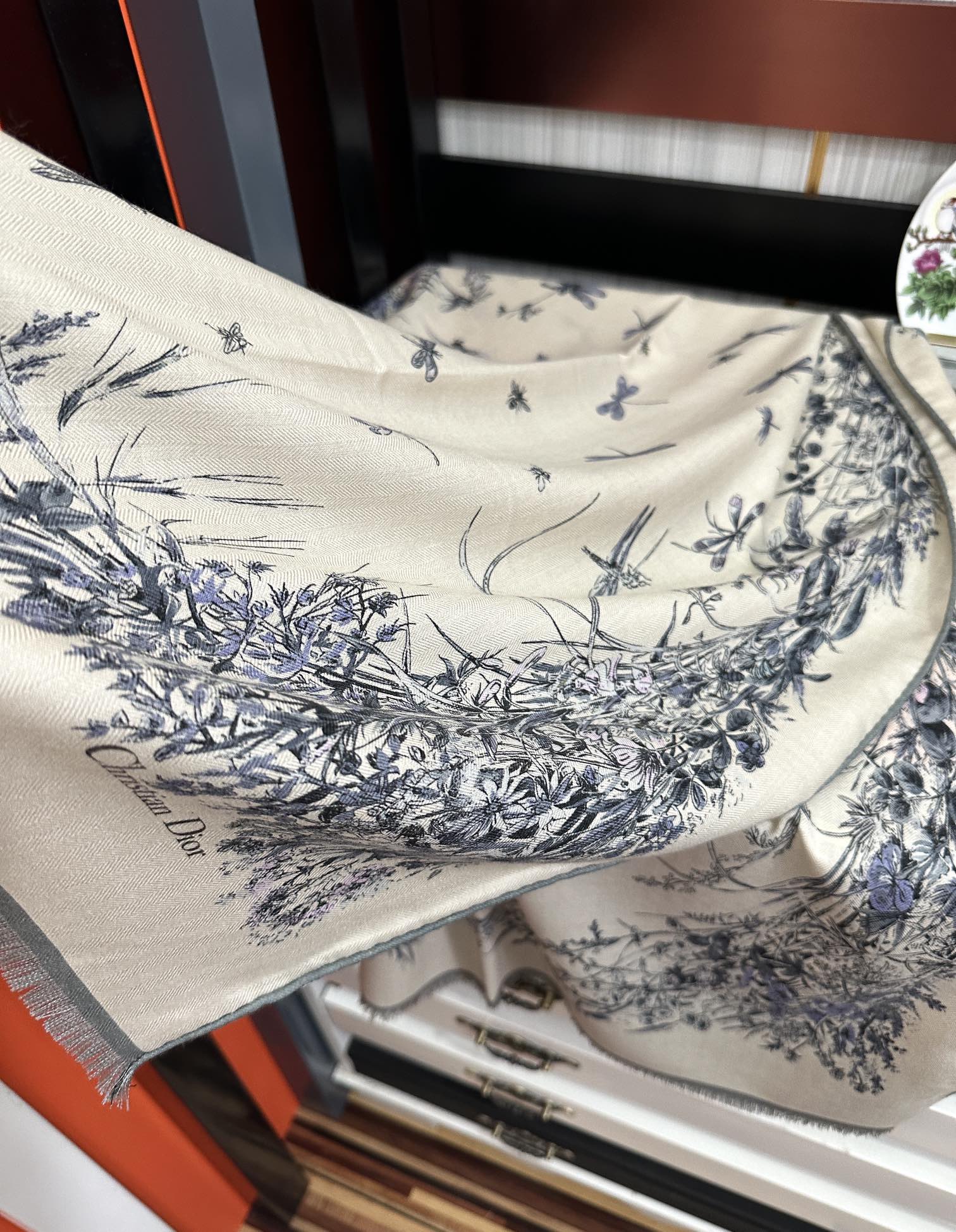 Dior scarf