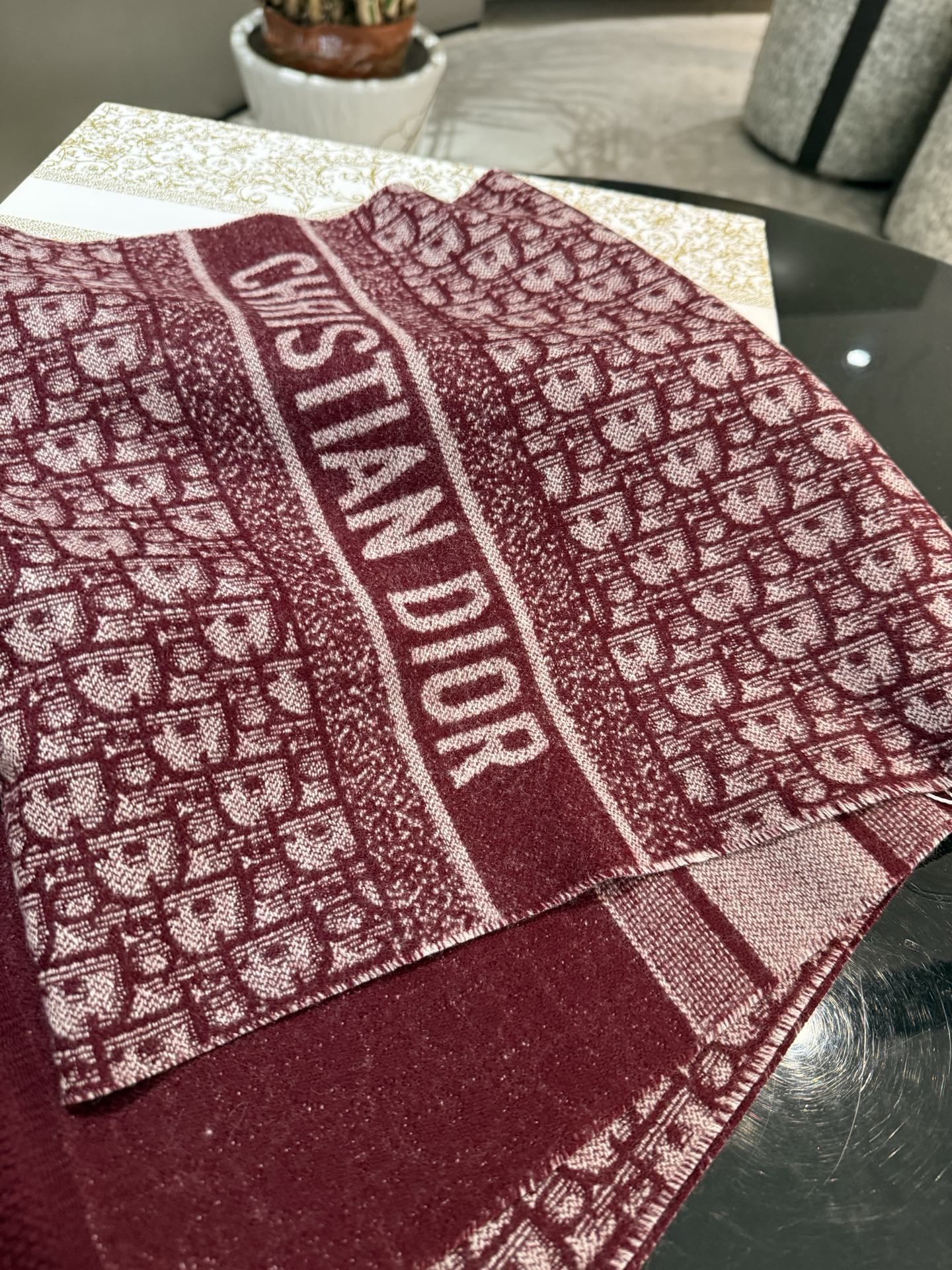 Dior scarf