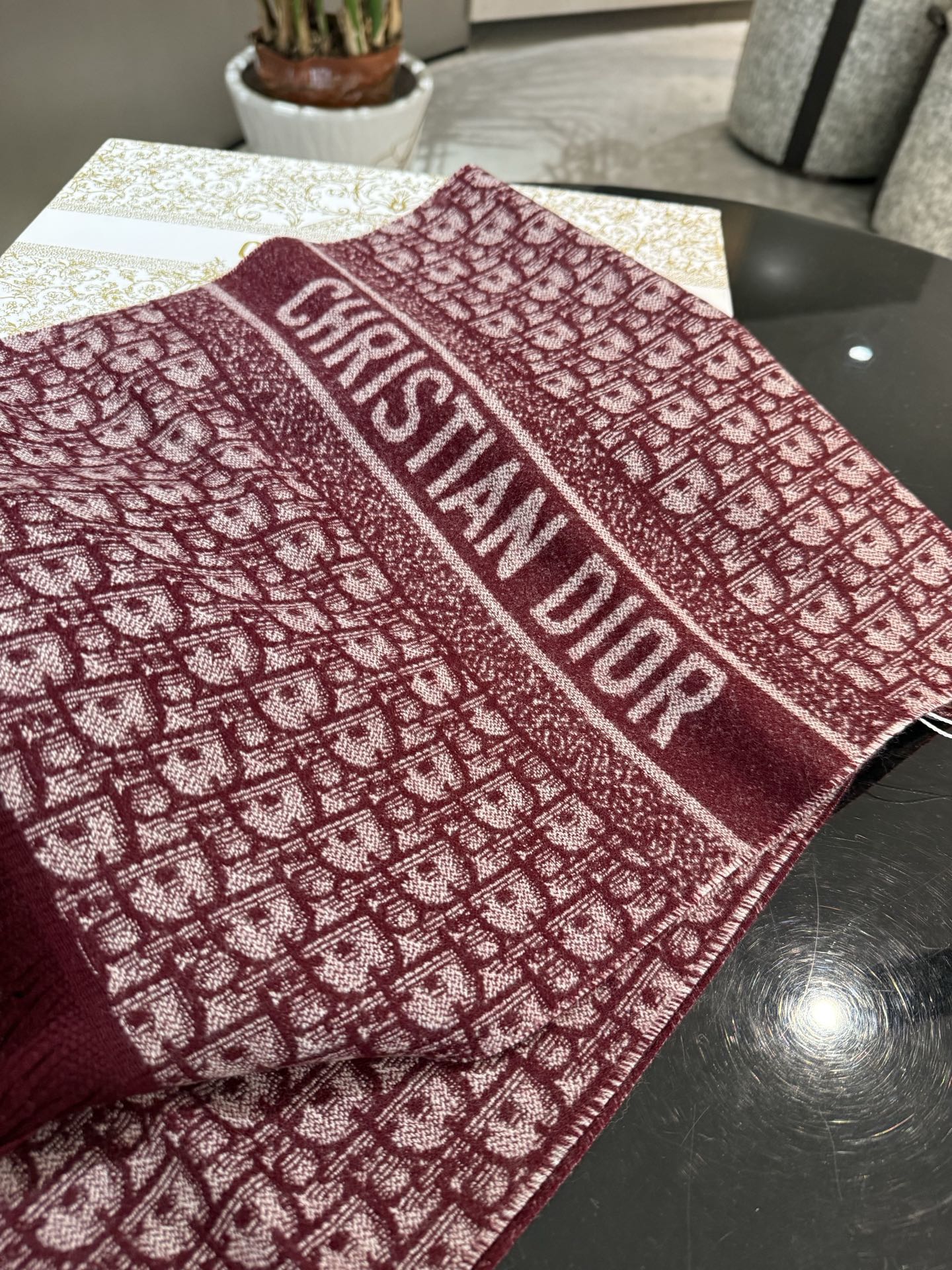Dior scarf