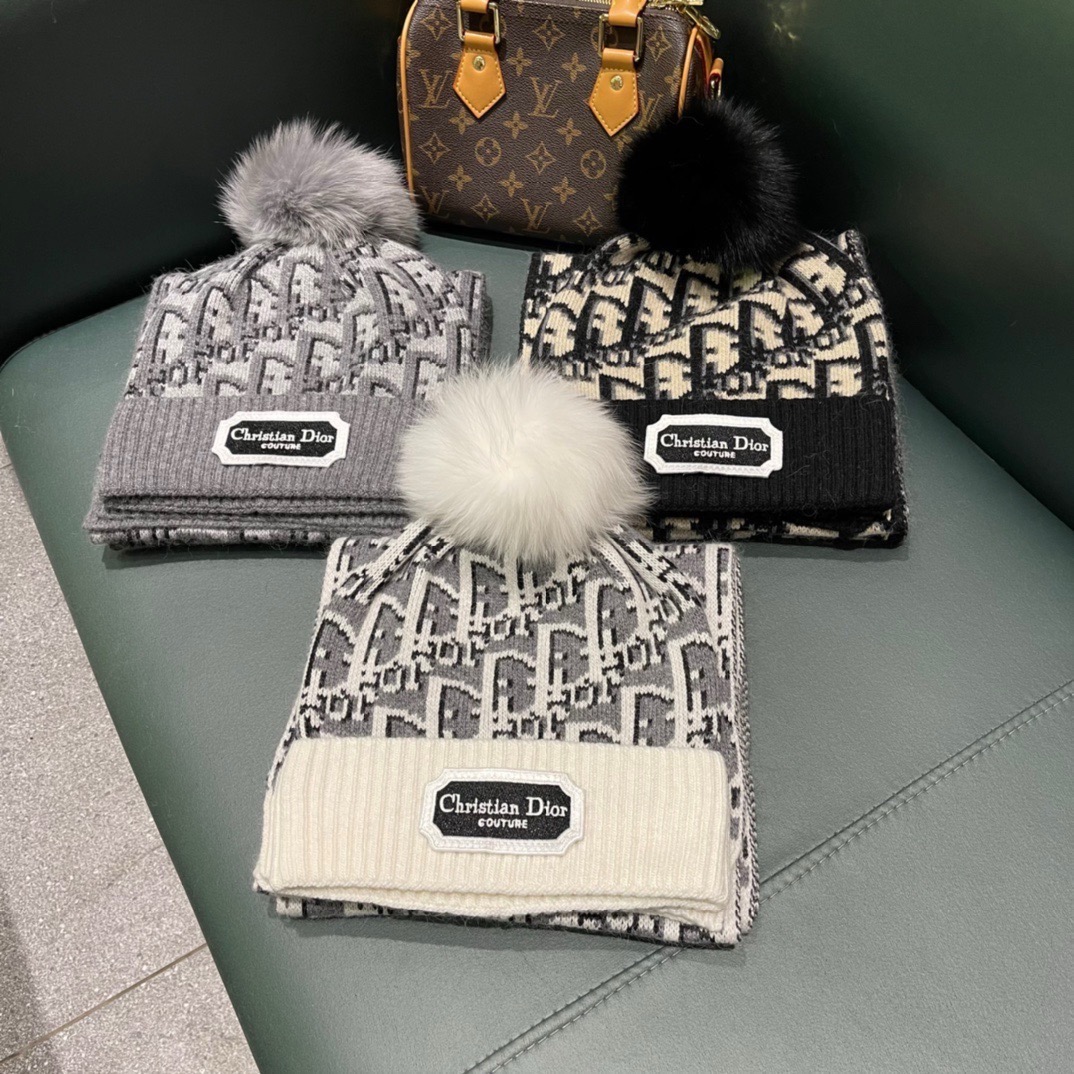 Dior scarf