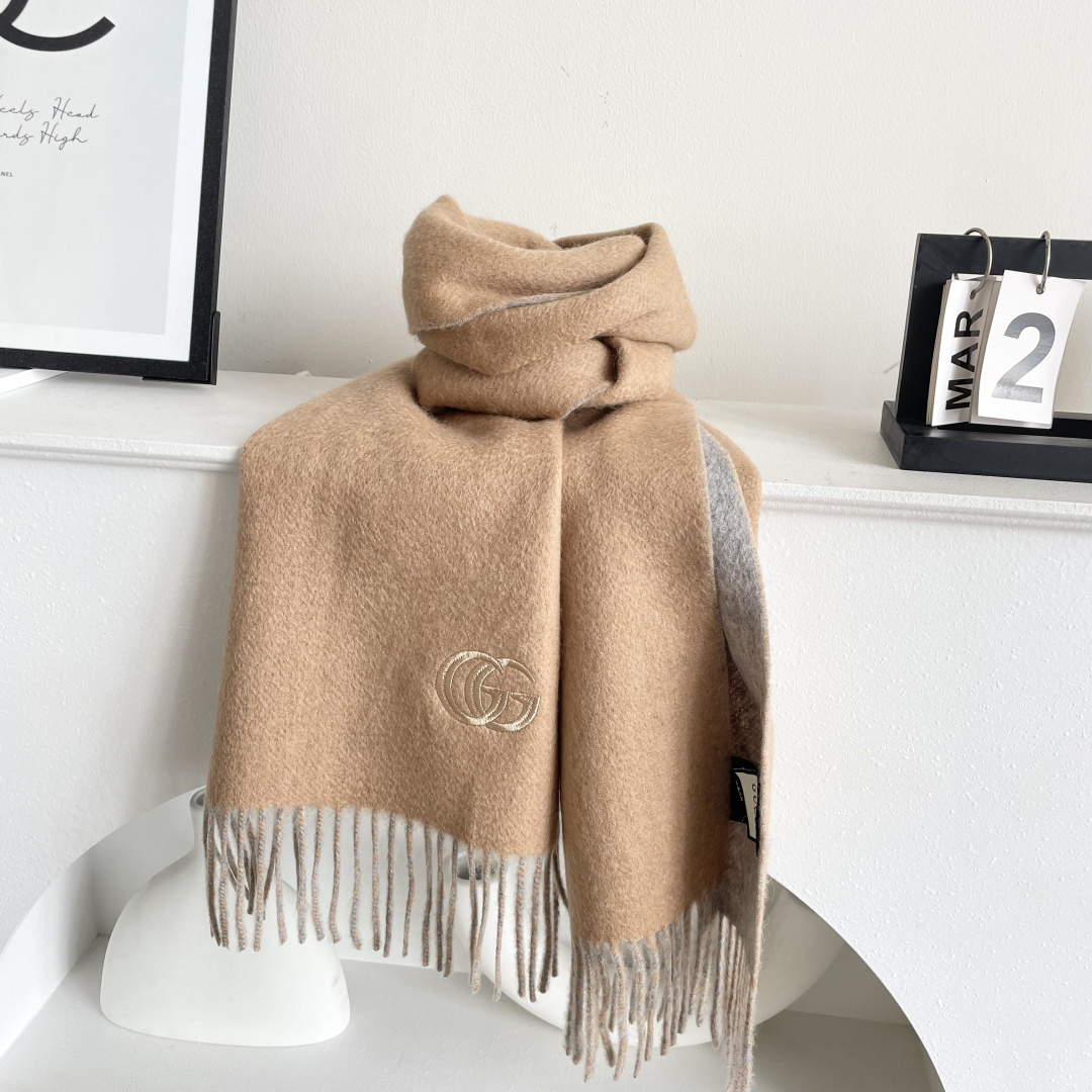 Fendi scarf
