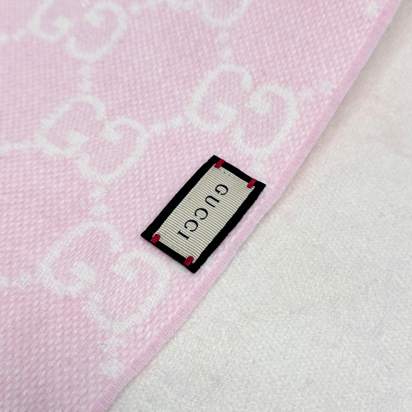Gucci scarf