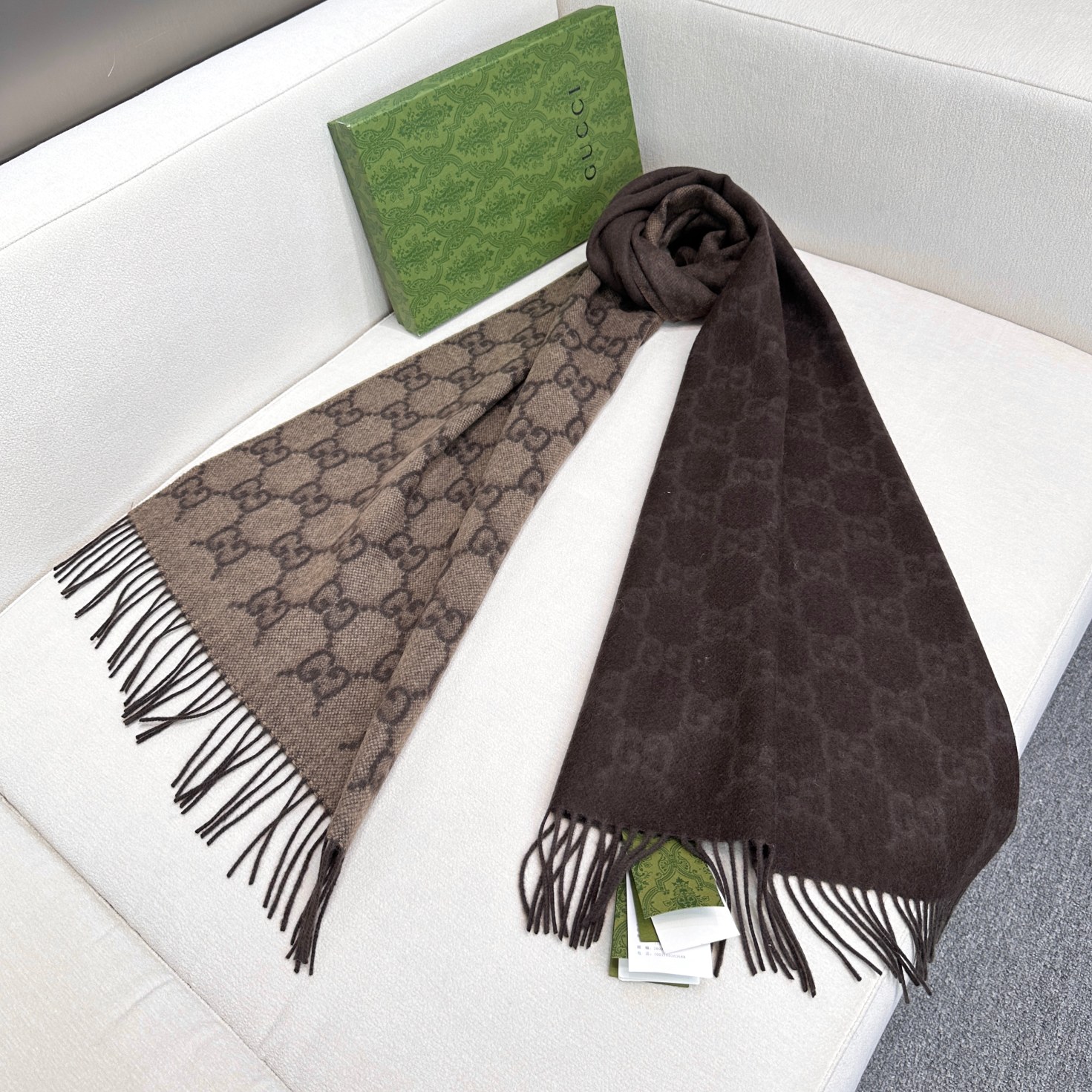 Gucci scarf