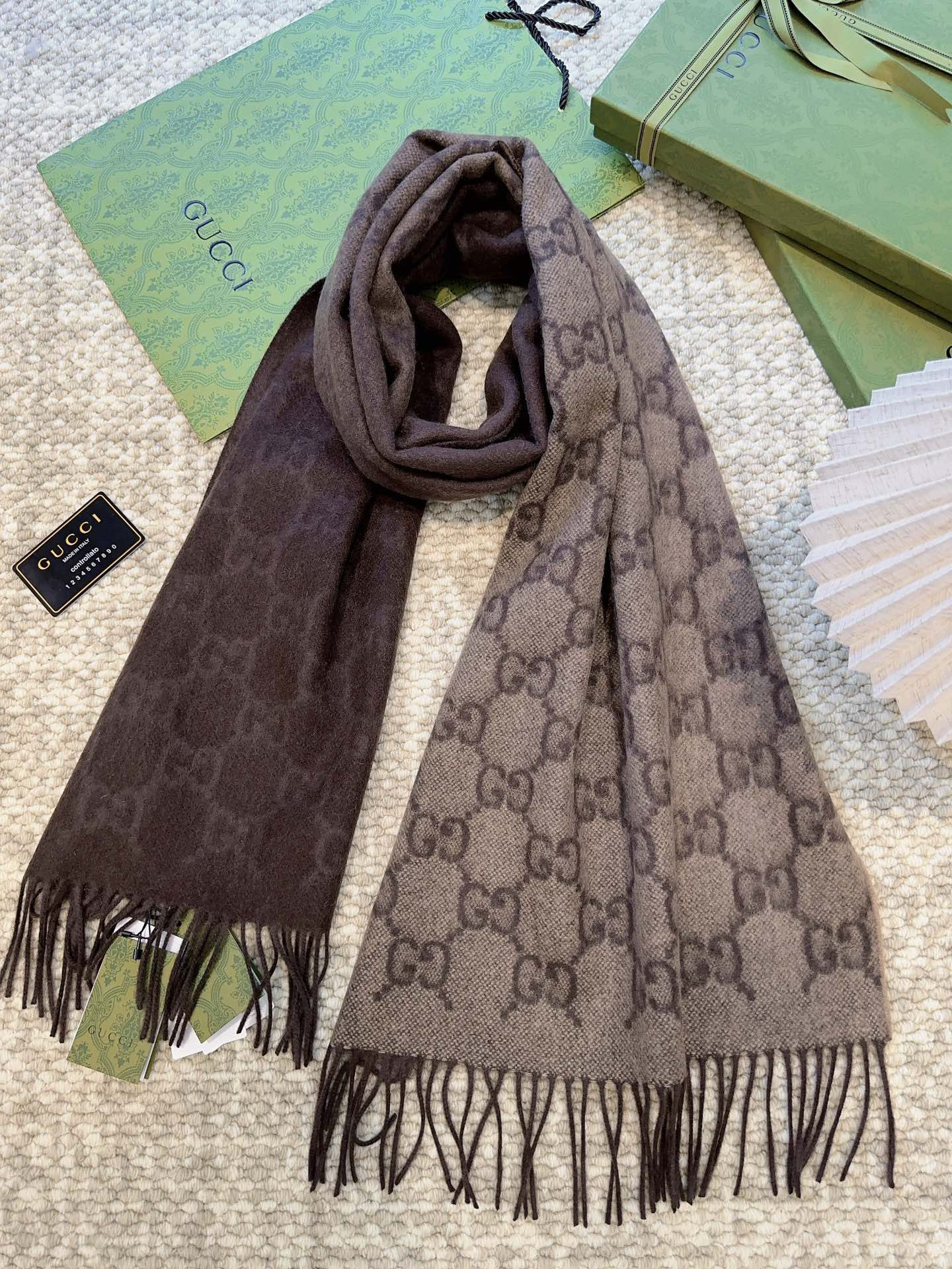 Gucci scarf
