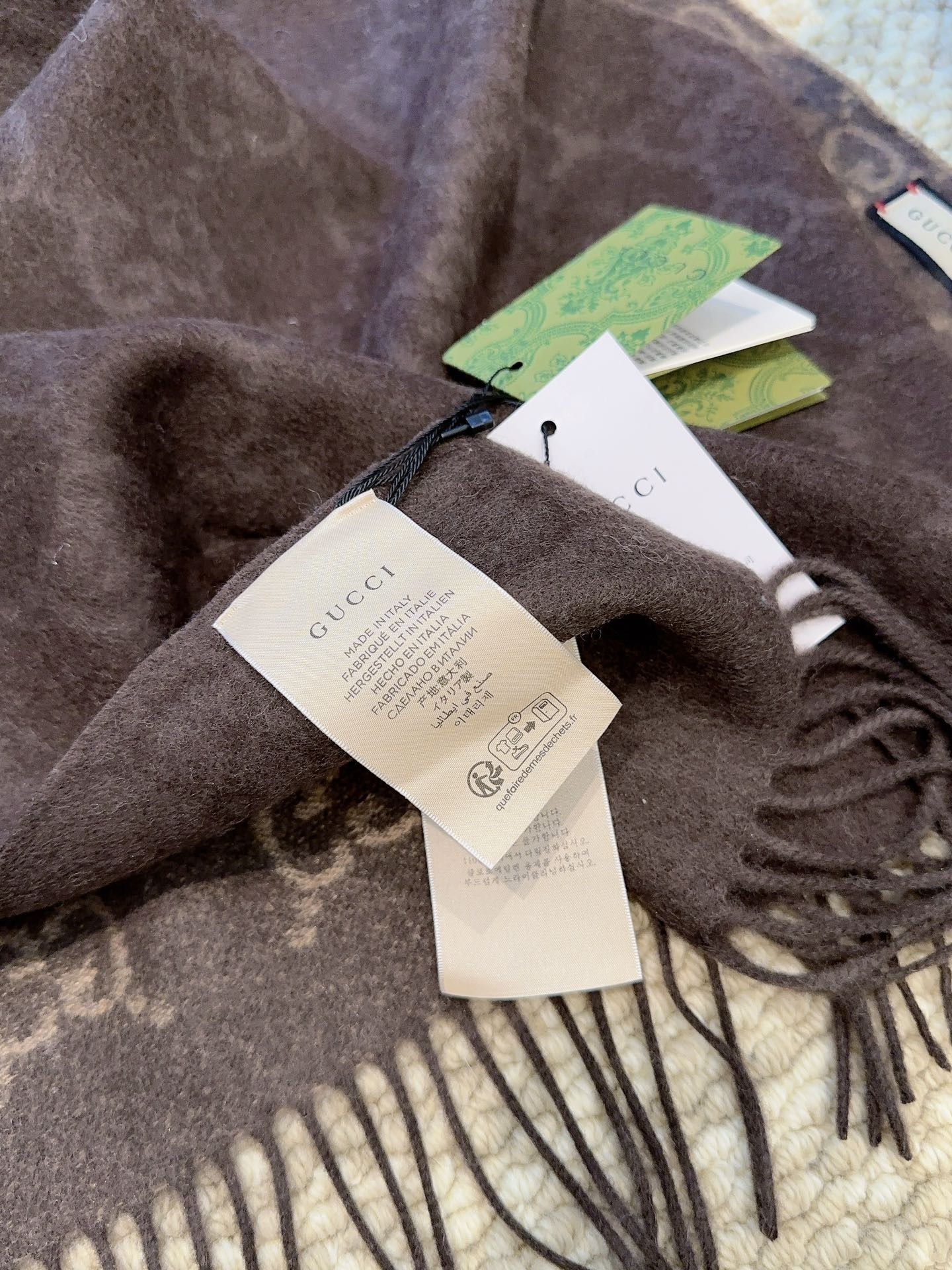Gucci scarf