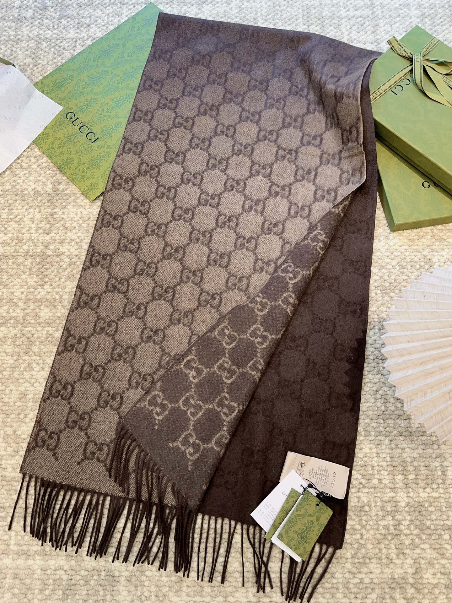 Gucci scarf