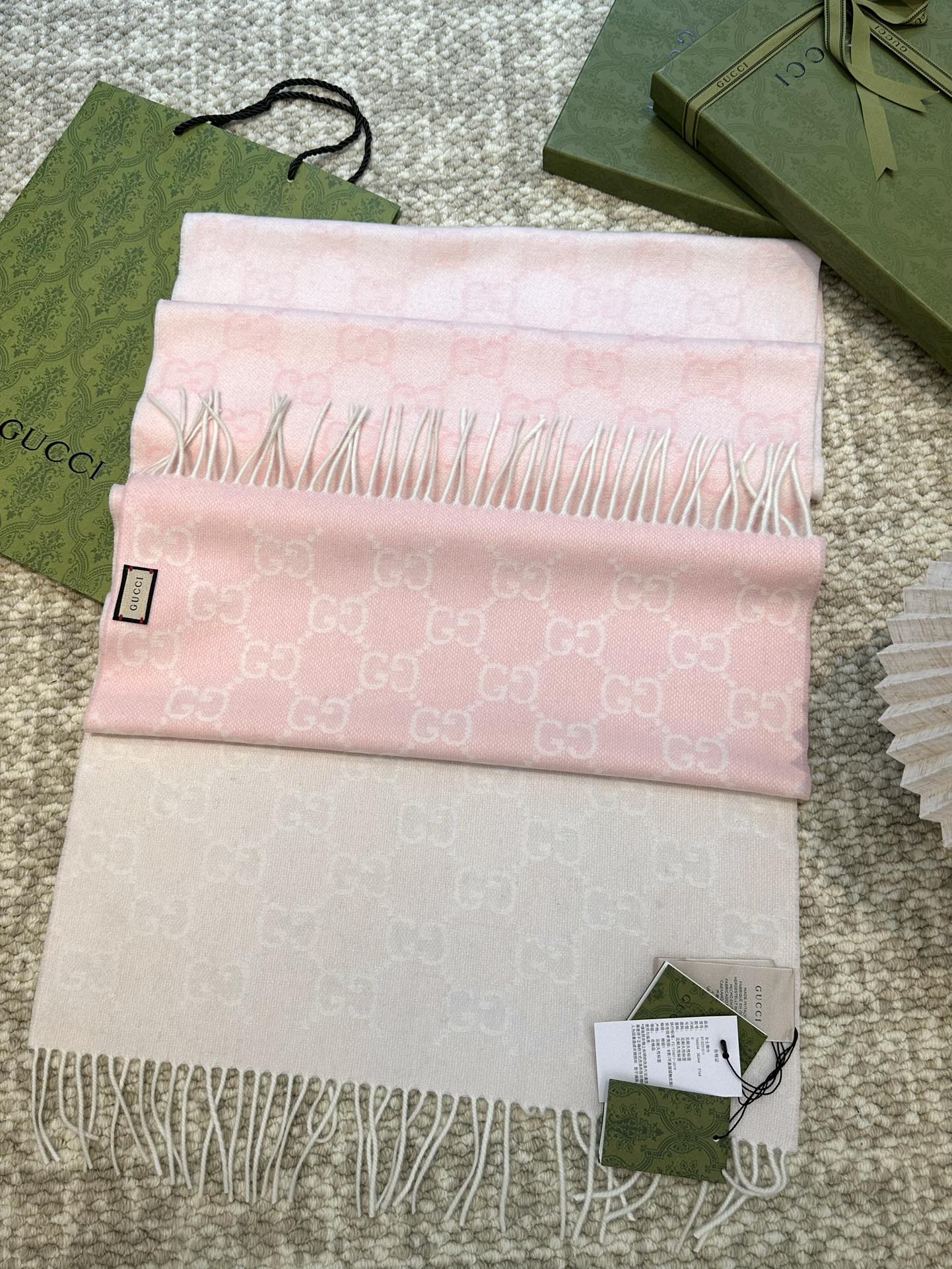 Gucci scarf