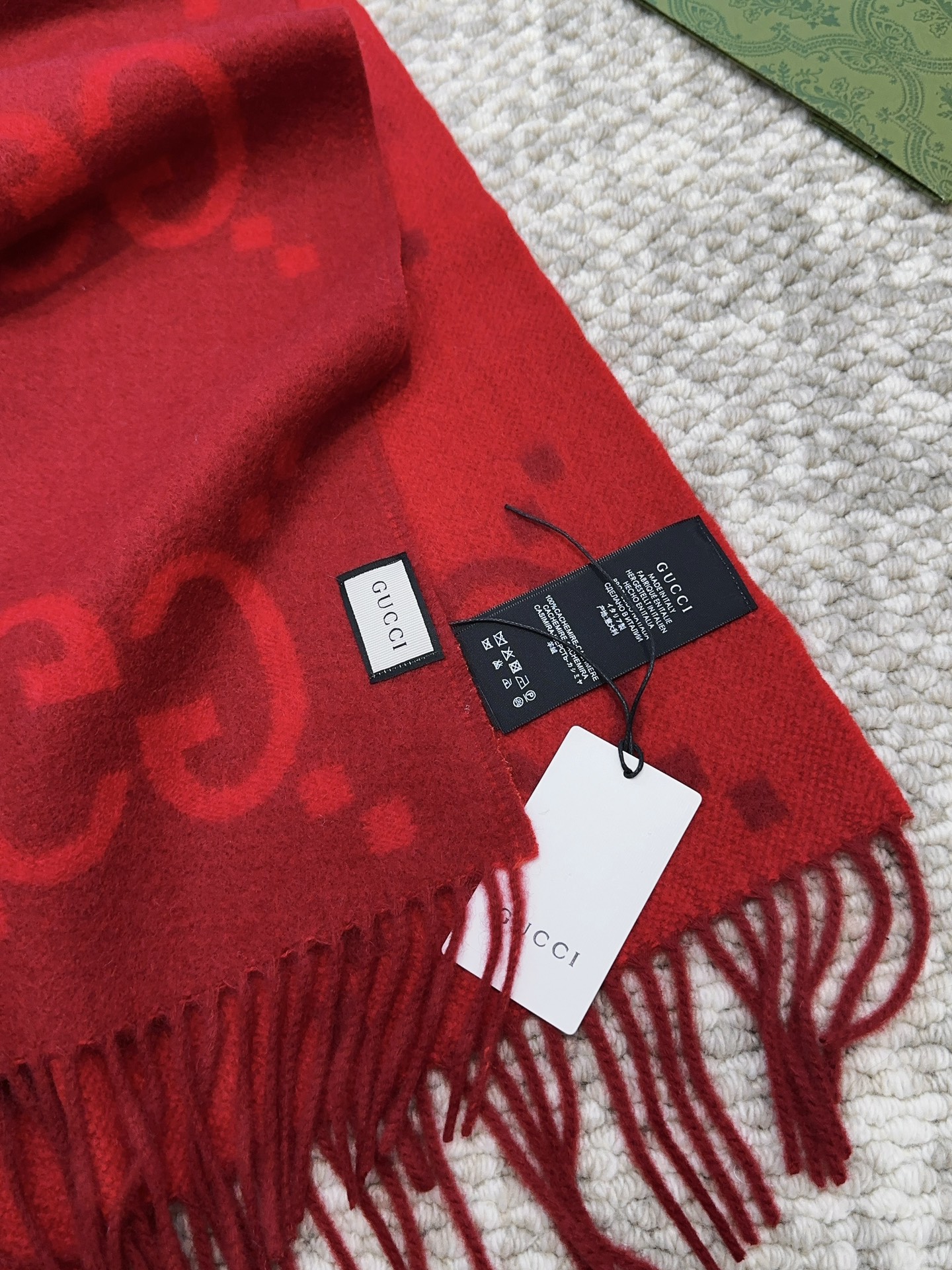 Gucci scarf