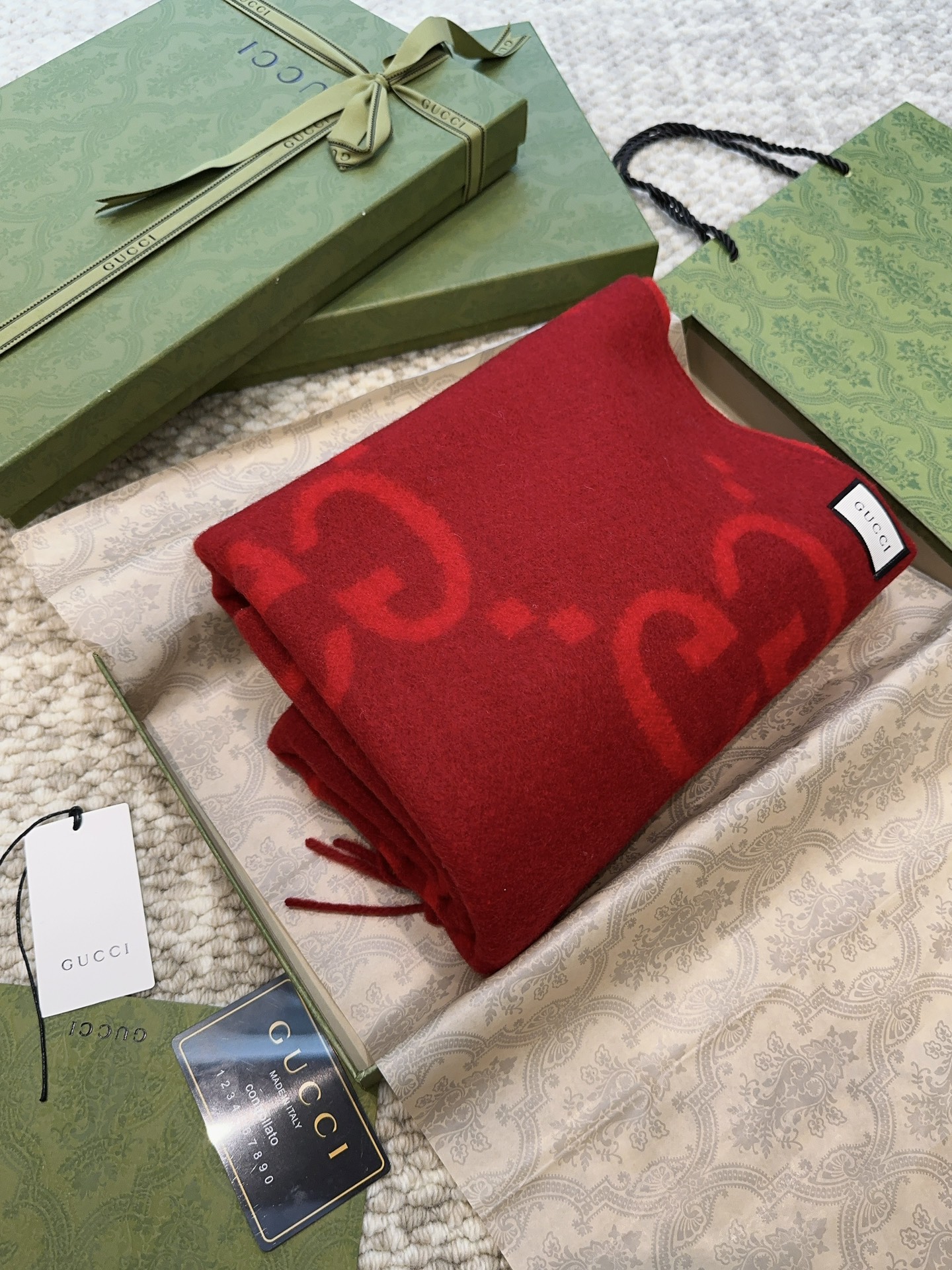 Gucci scarf