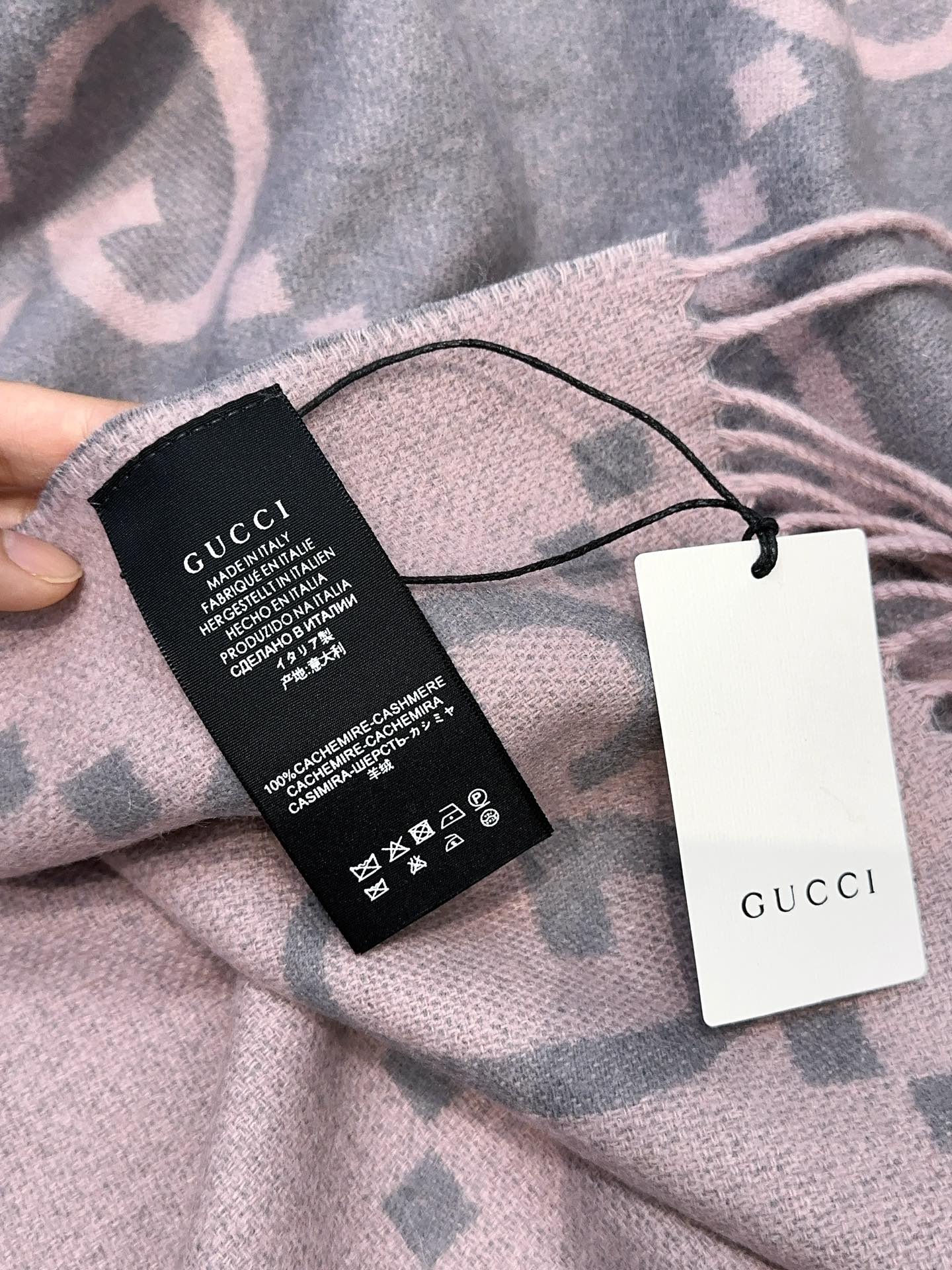 Gucci scarf
