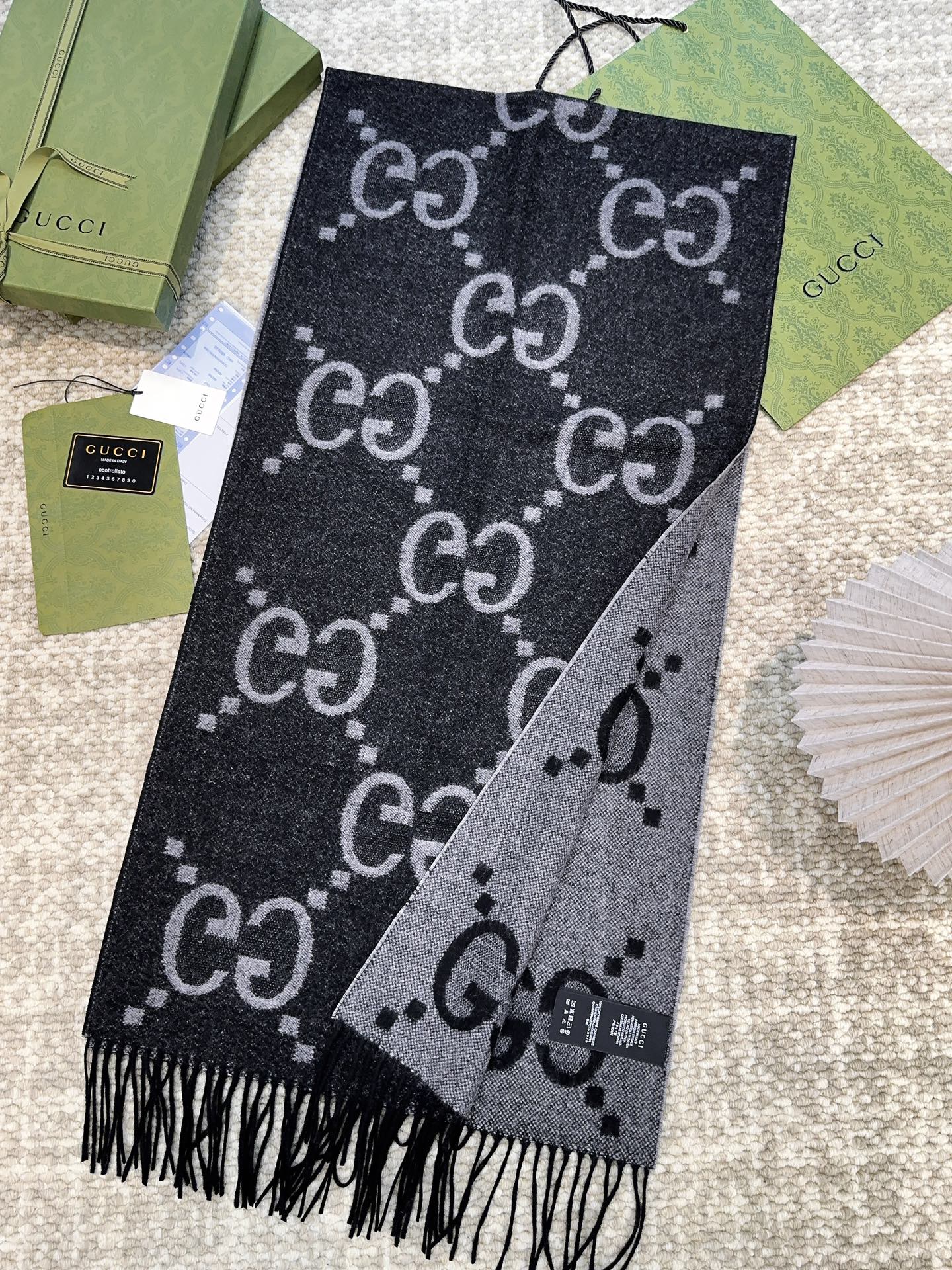 Gucci scarf
