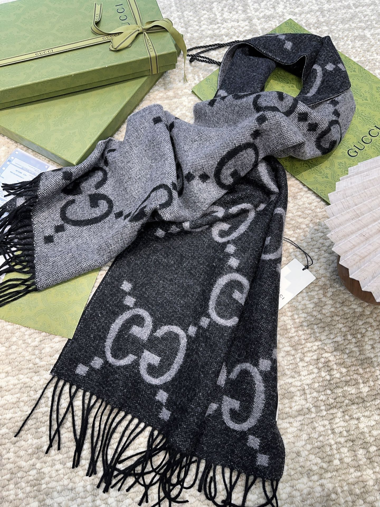 Gucci scarf