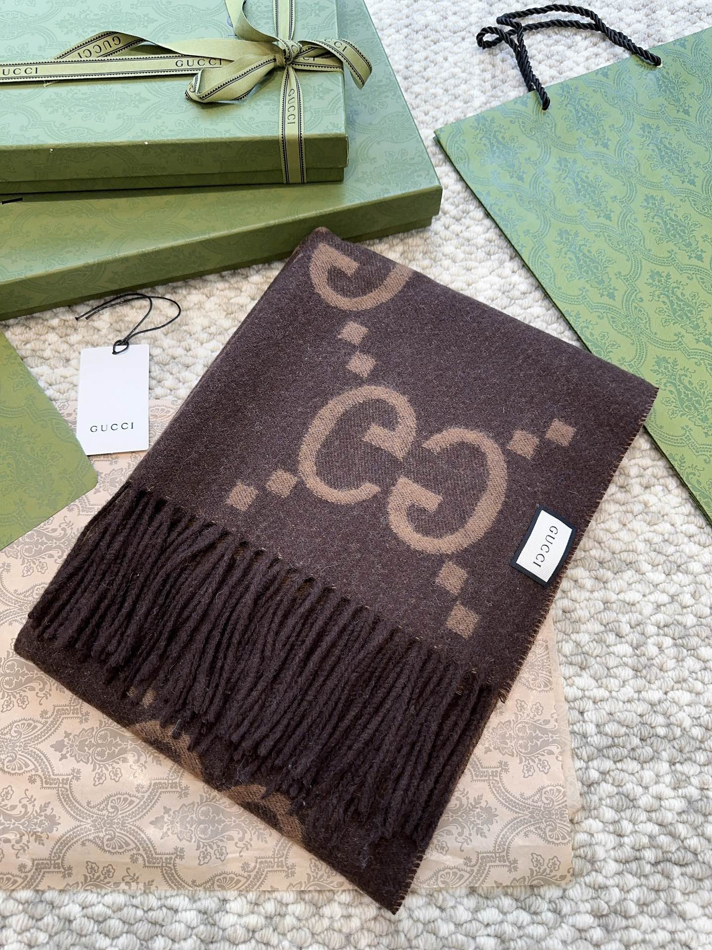 Gucci scarf