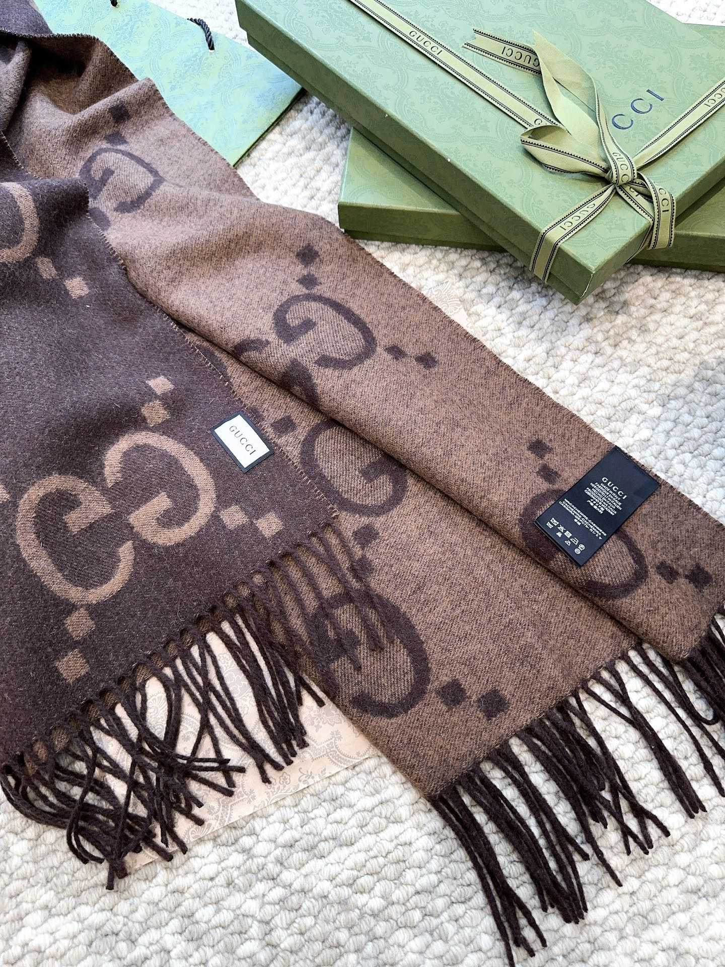 Gucci scarf