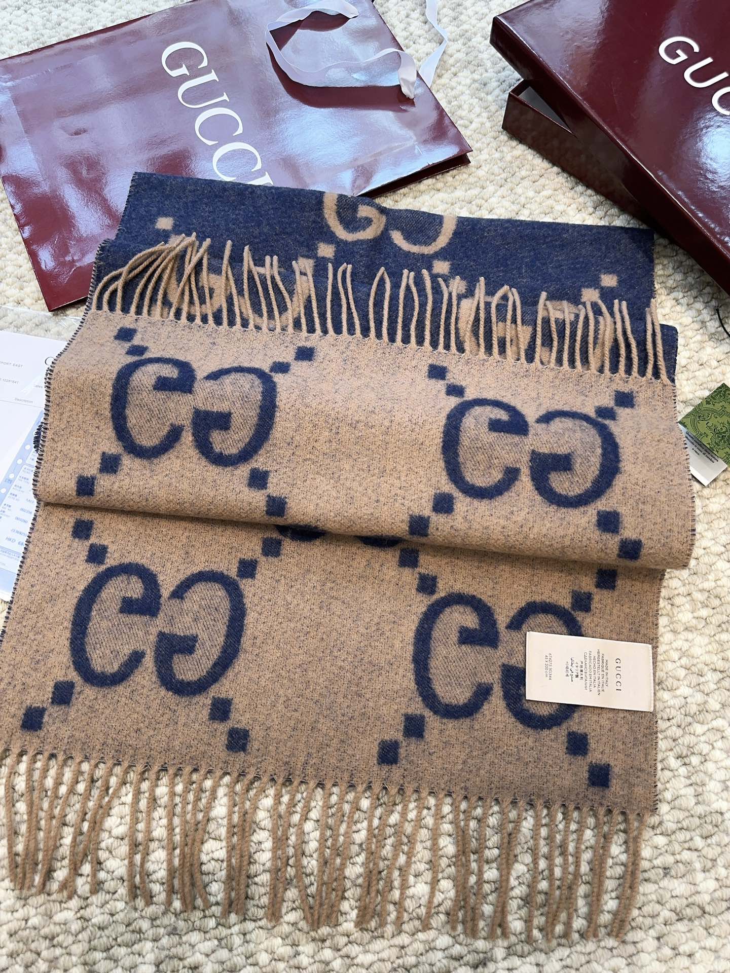 Gucci scarf