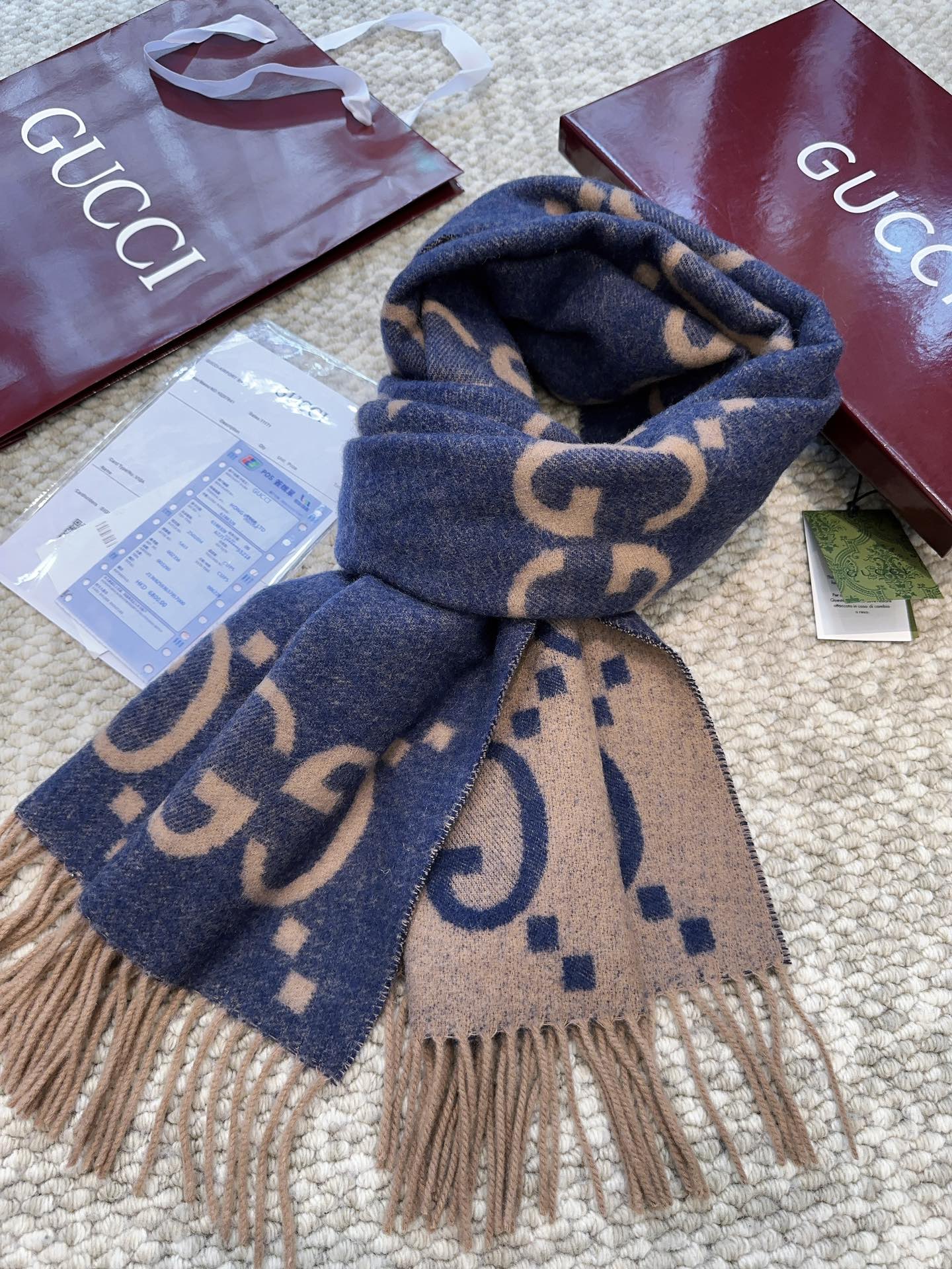 Gucci scarf