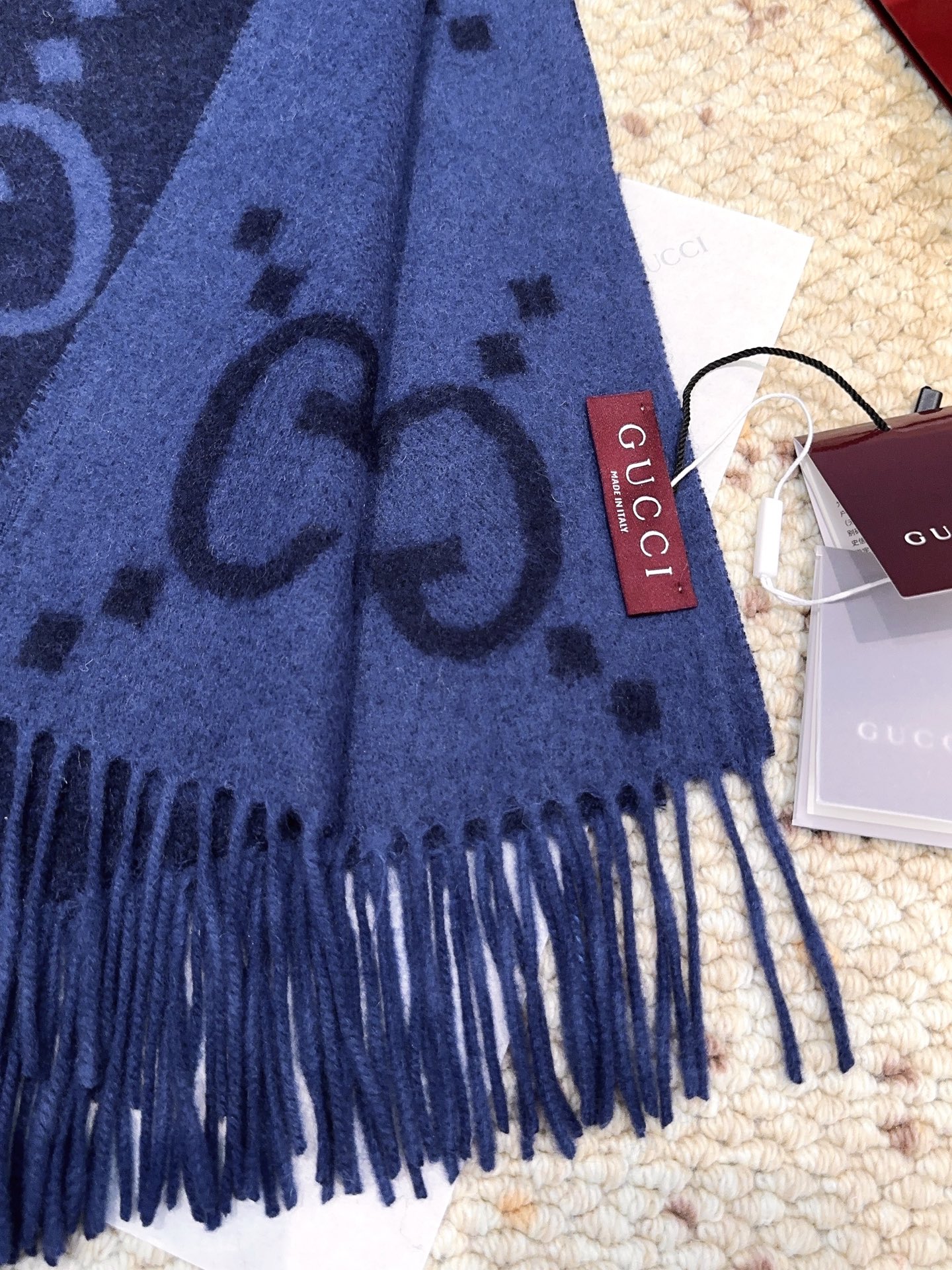 Gucci scarf