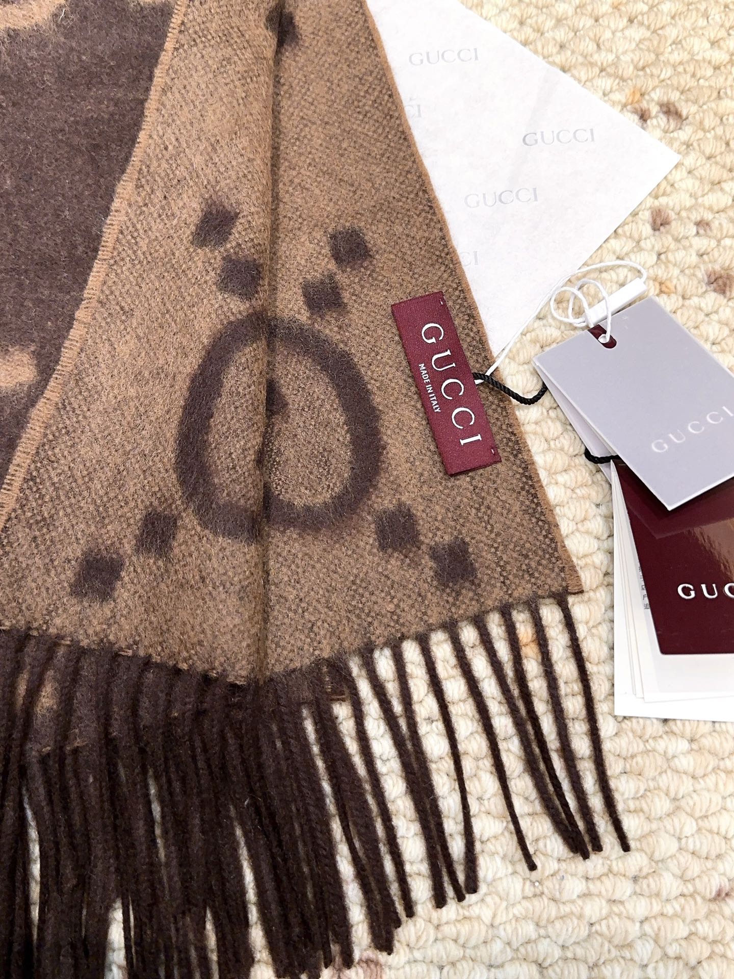 Gucci scarf