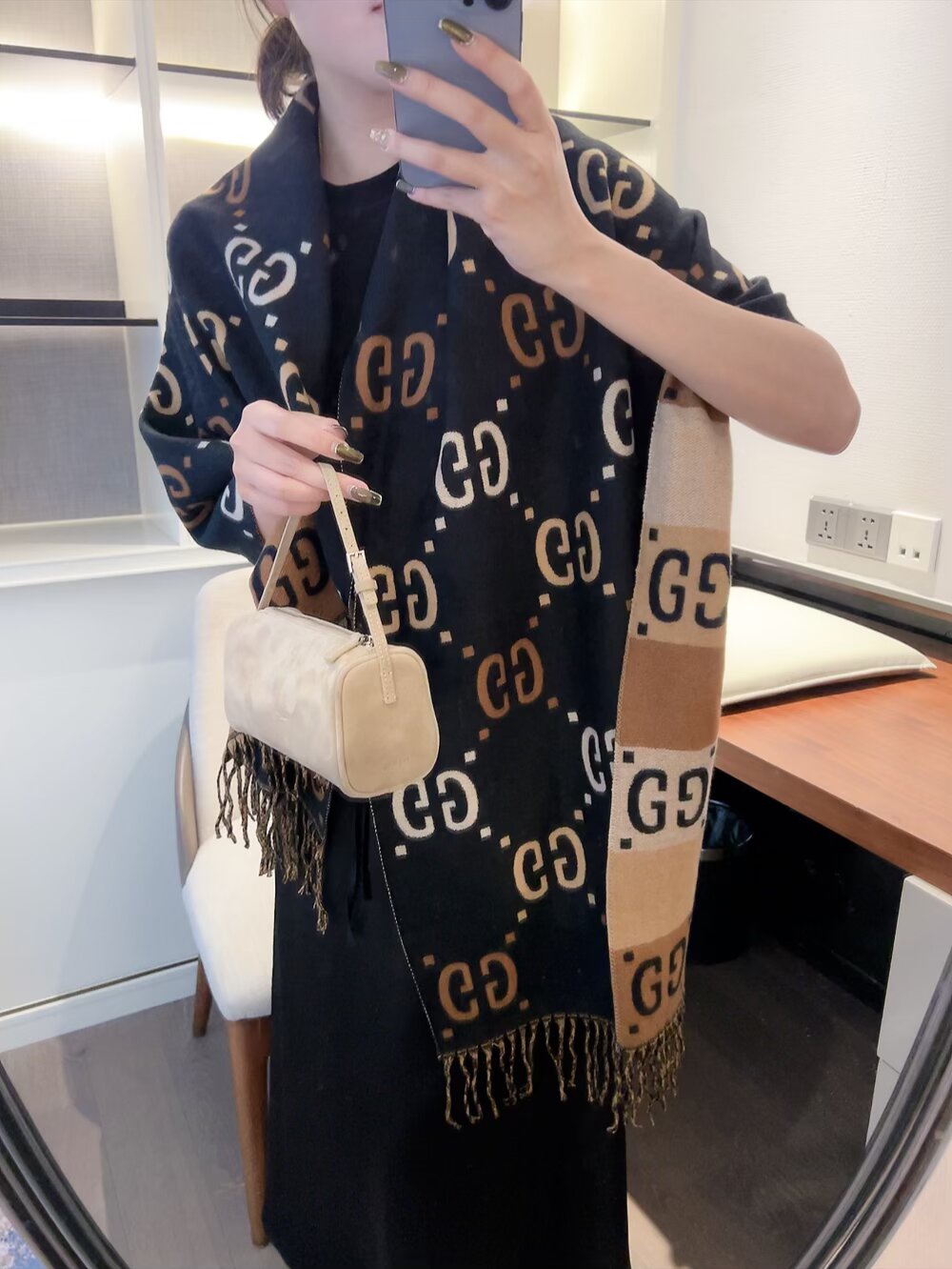 Gucci scarf