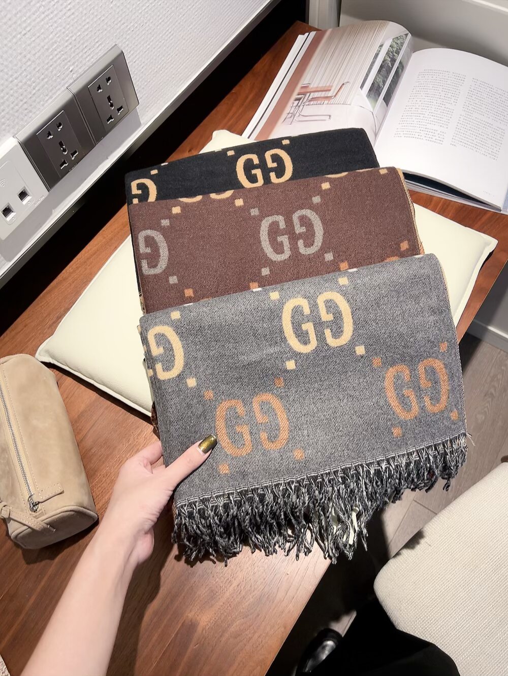 Gucci scarf
