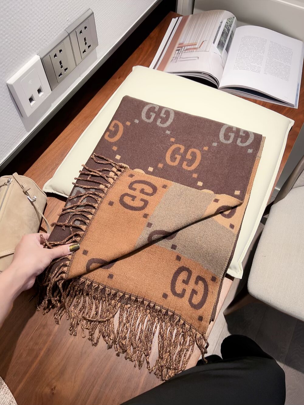 Gucci scarf